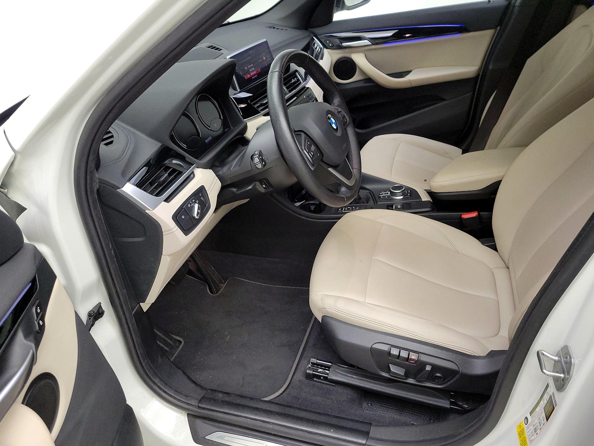 Thumbnail: 2020 BMW X1 - 11