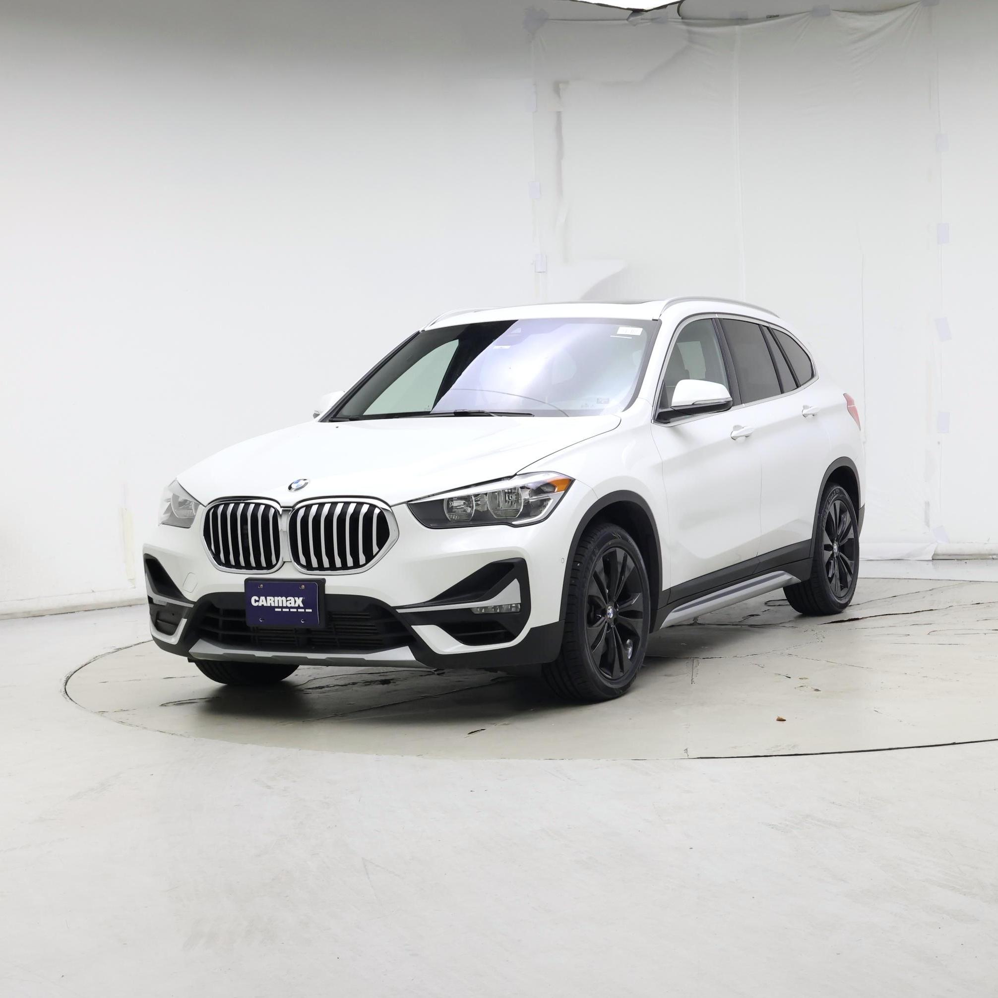 Thumbnail: 2020 BMW X1 - 4