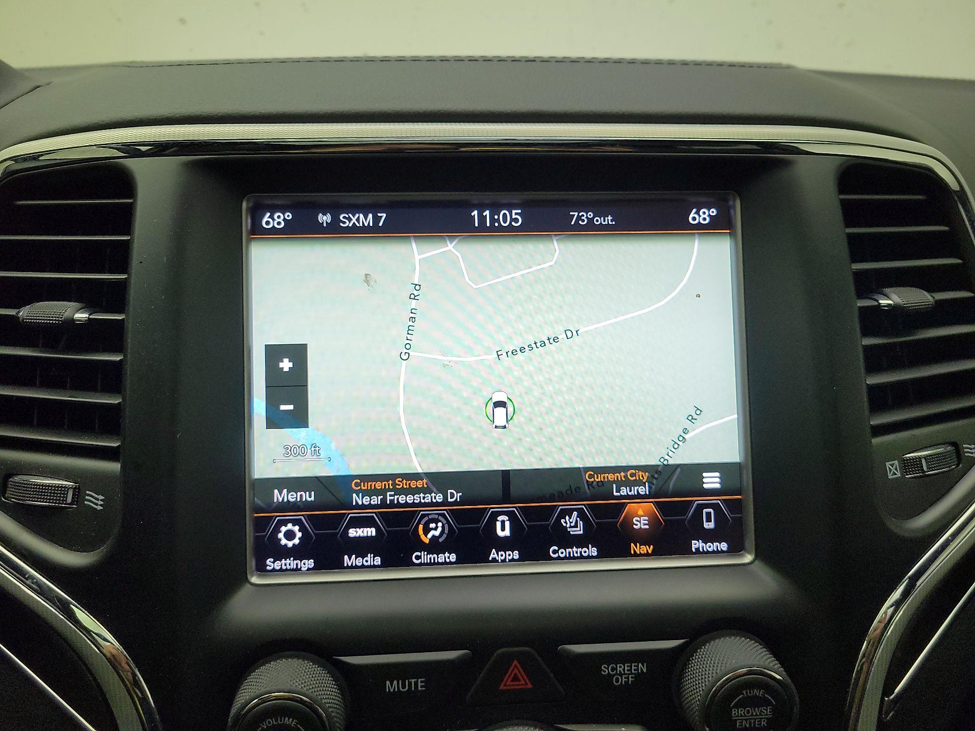 Thumbnail: 2018 Jeep Grand Cherokee - 14