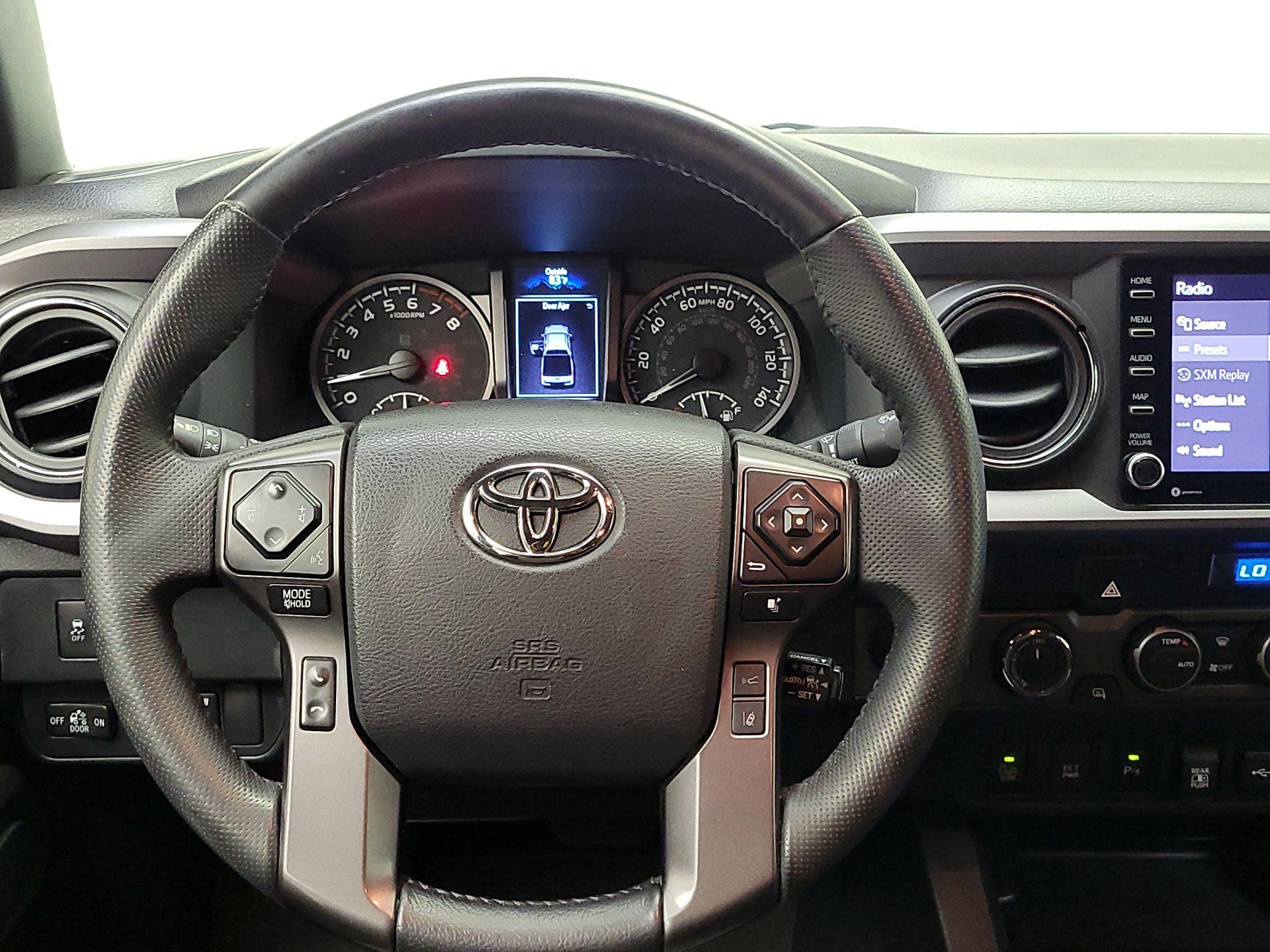 Thumbnail: 2022 Toyota Tacoma - 10