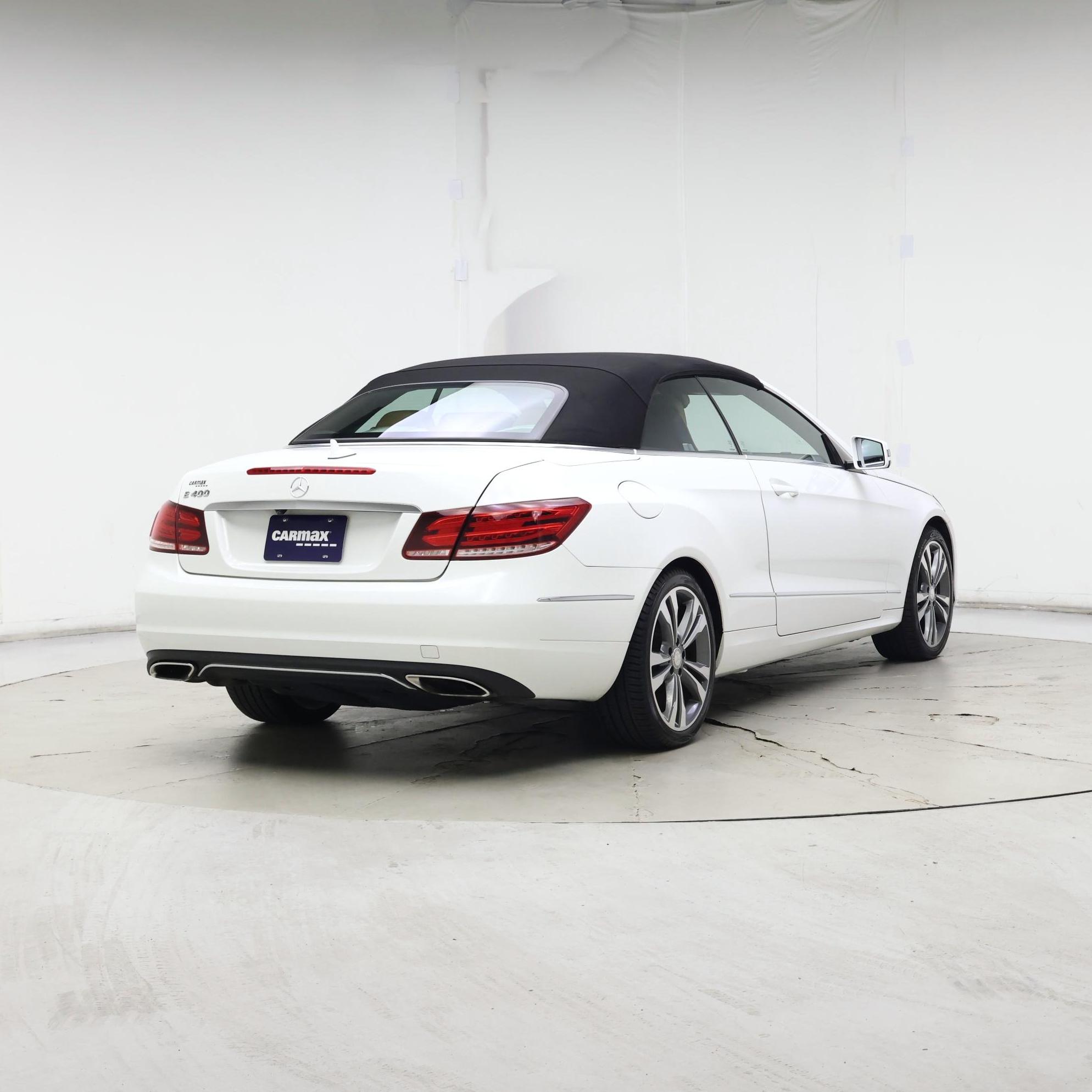 Thumbnail: 2016 Mercedes-Benz E-Class - 8
