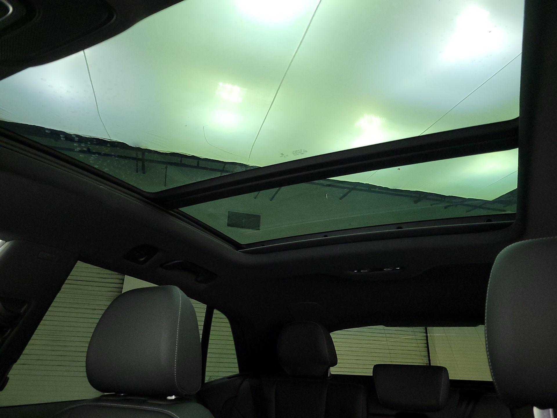 Thumbnail: 2021 Audi Q8 - 20