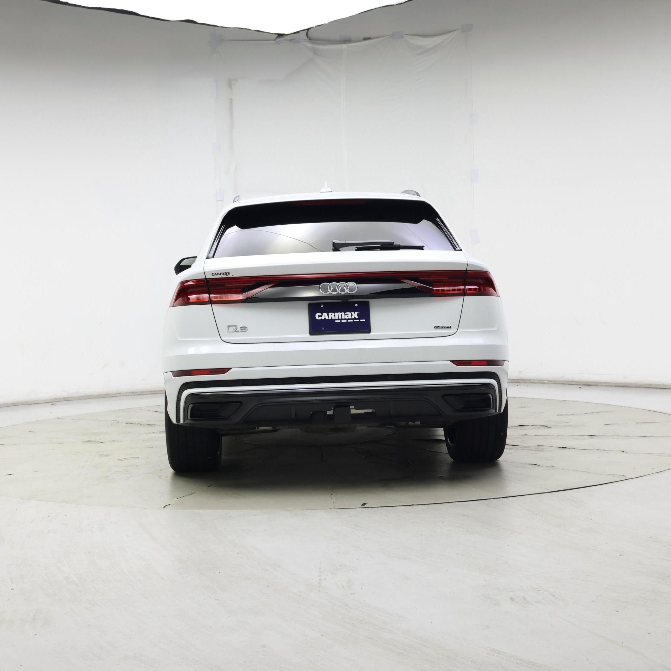 Thumbnail: 2021 Audi Q8 - 6