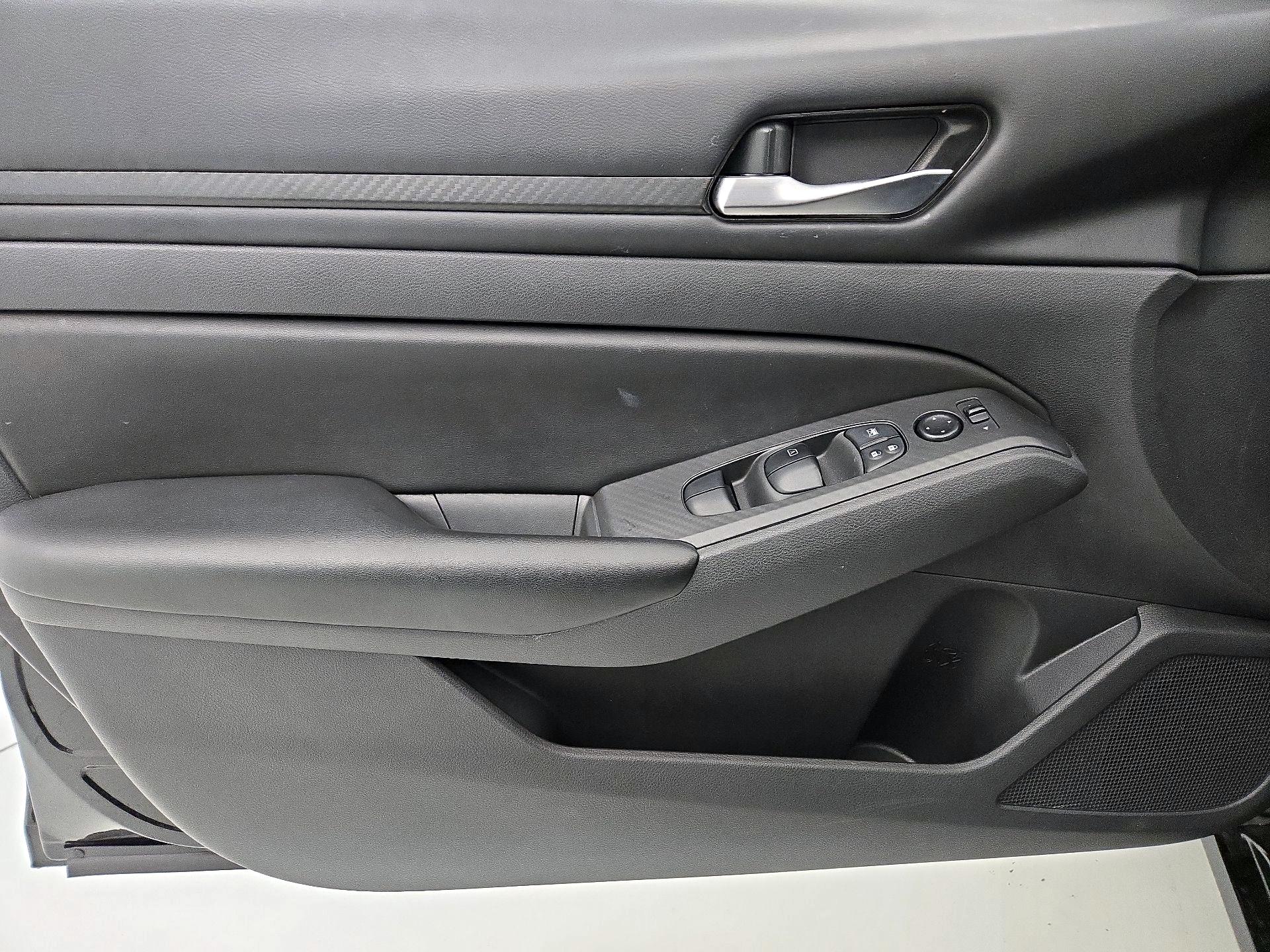 Thumbnail: 2022 Nissan Altima - 12