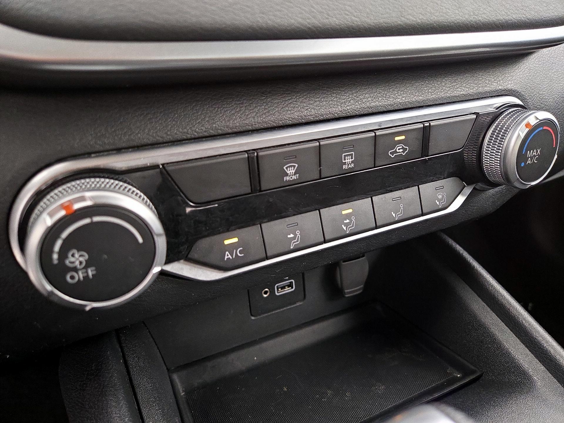 Thumbnail: 2022 Nissan Altima - 16