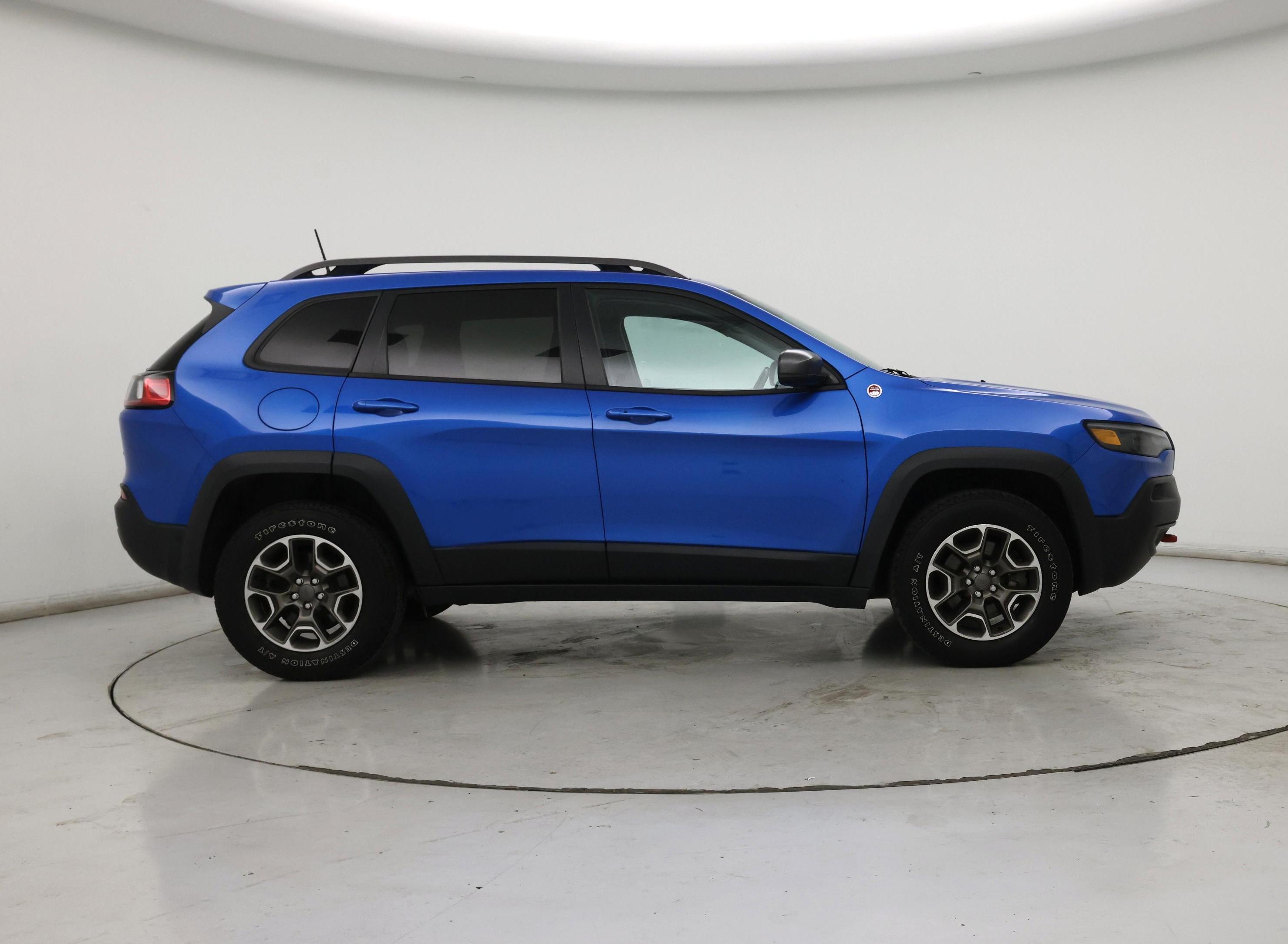 Thumbnail: 2020 Jeep Cherokee - 7