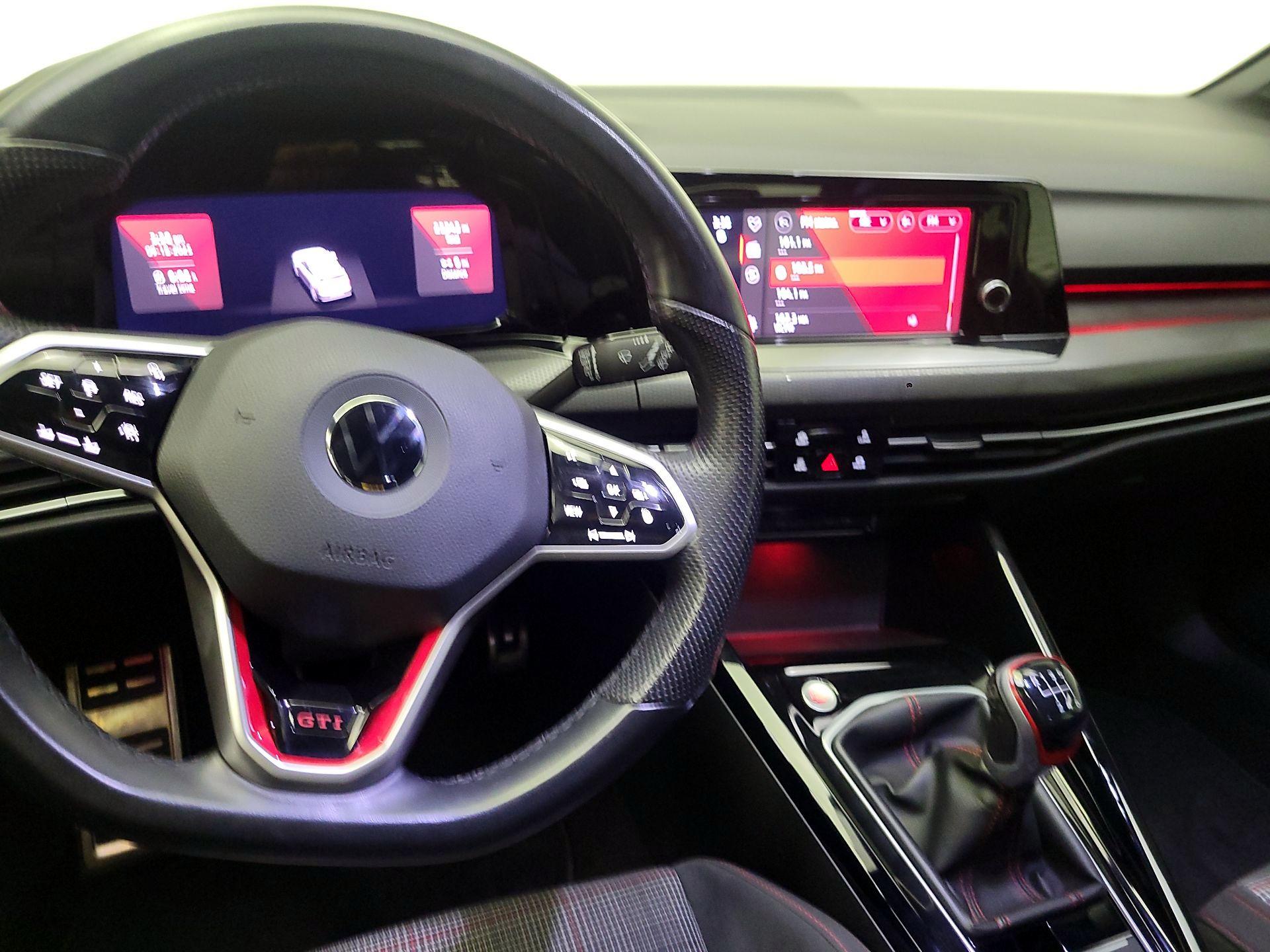 Thumbnail: 2023 Volkswagen Golf - 10