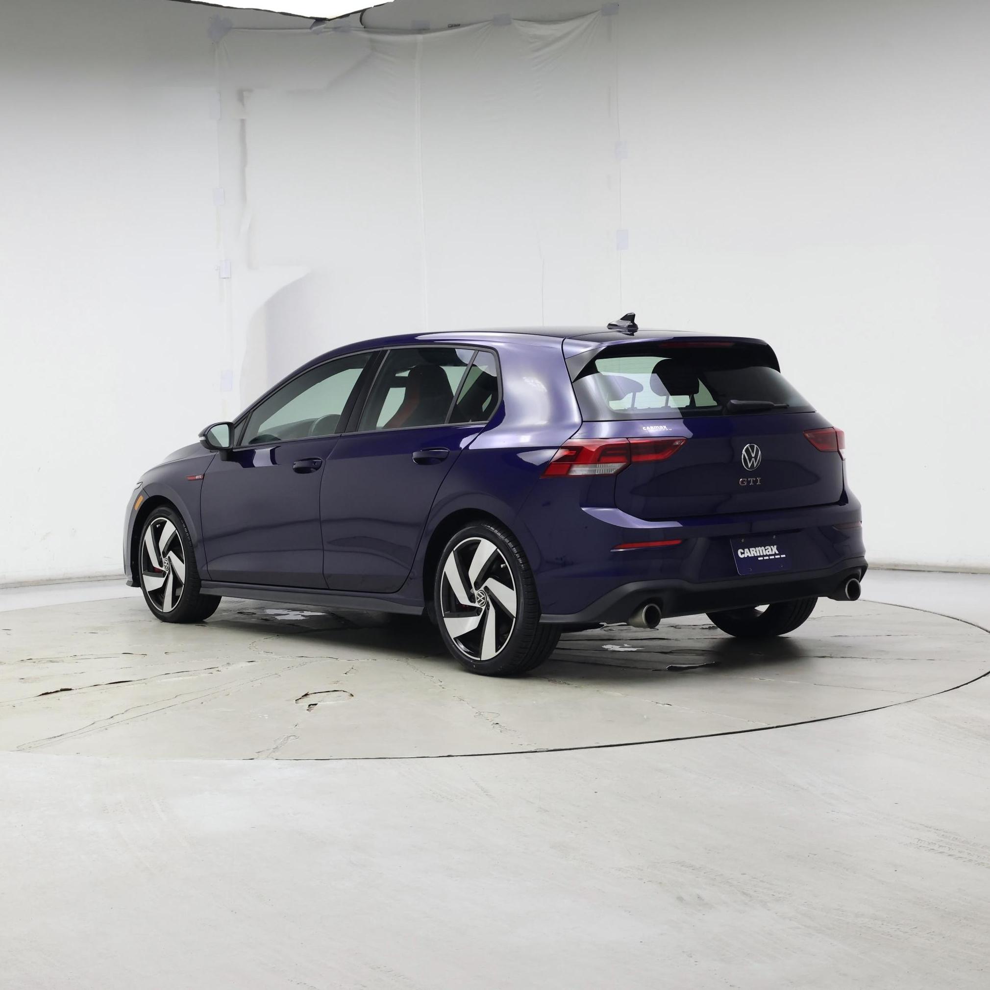 Thumbnail: 2023 Volkswagen Golf - 2