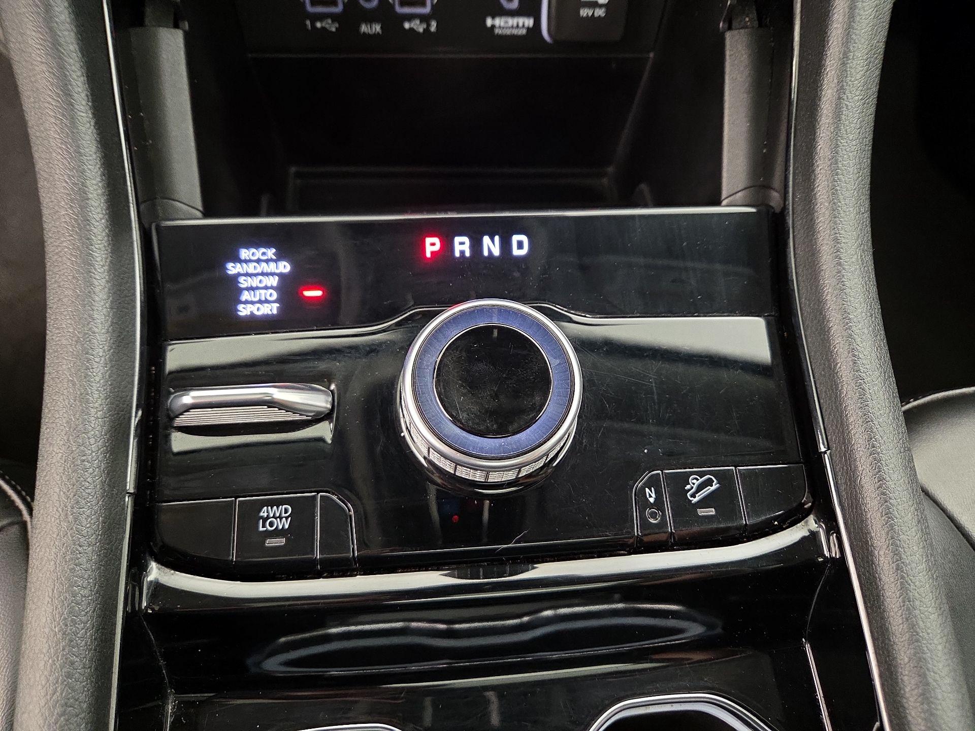 Thumbnail: 2023 Jeep Grand Cherokee - 18