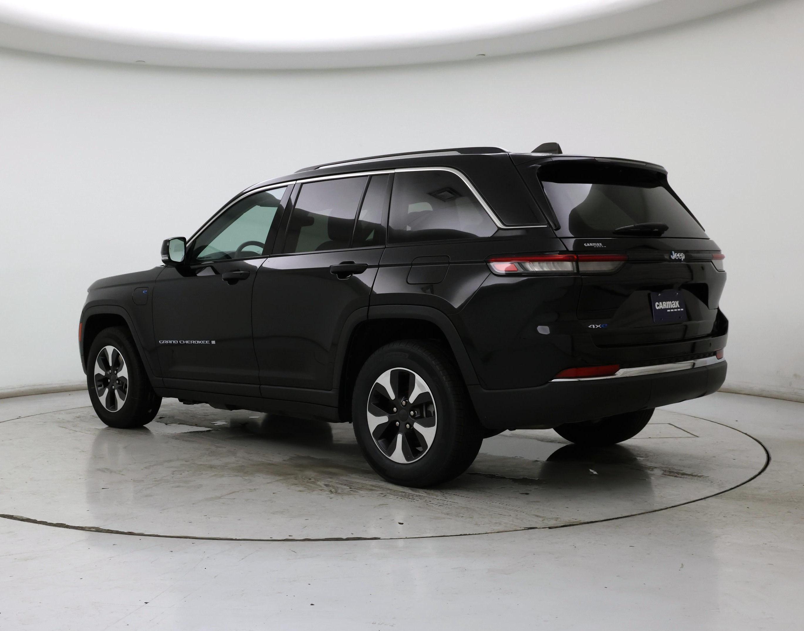Thumbnail: 2023 Jeep Grand Cherokee - 2