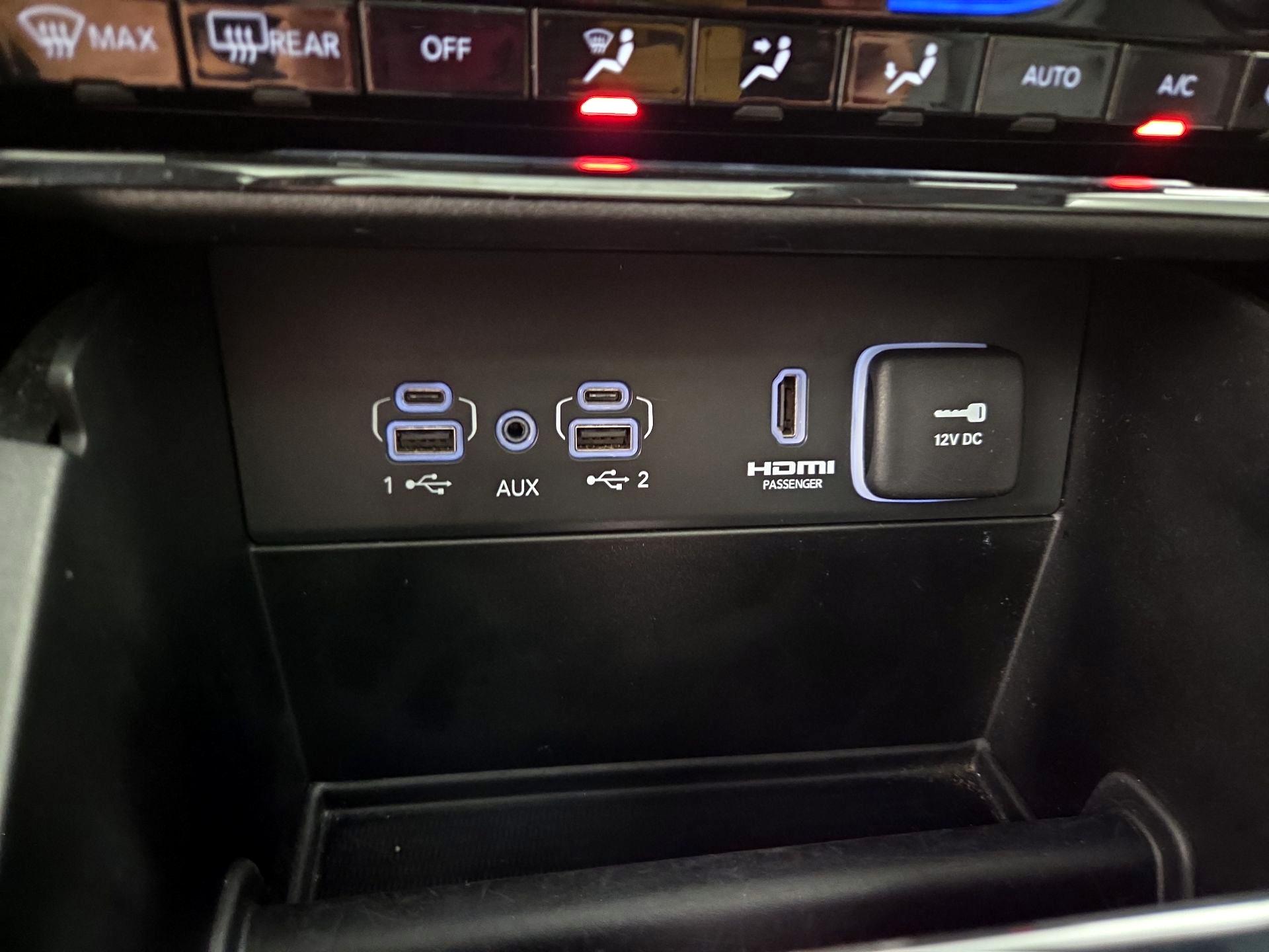 Thumbnail: 2023 Jeep Grand Cherokee - 19