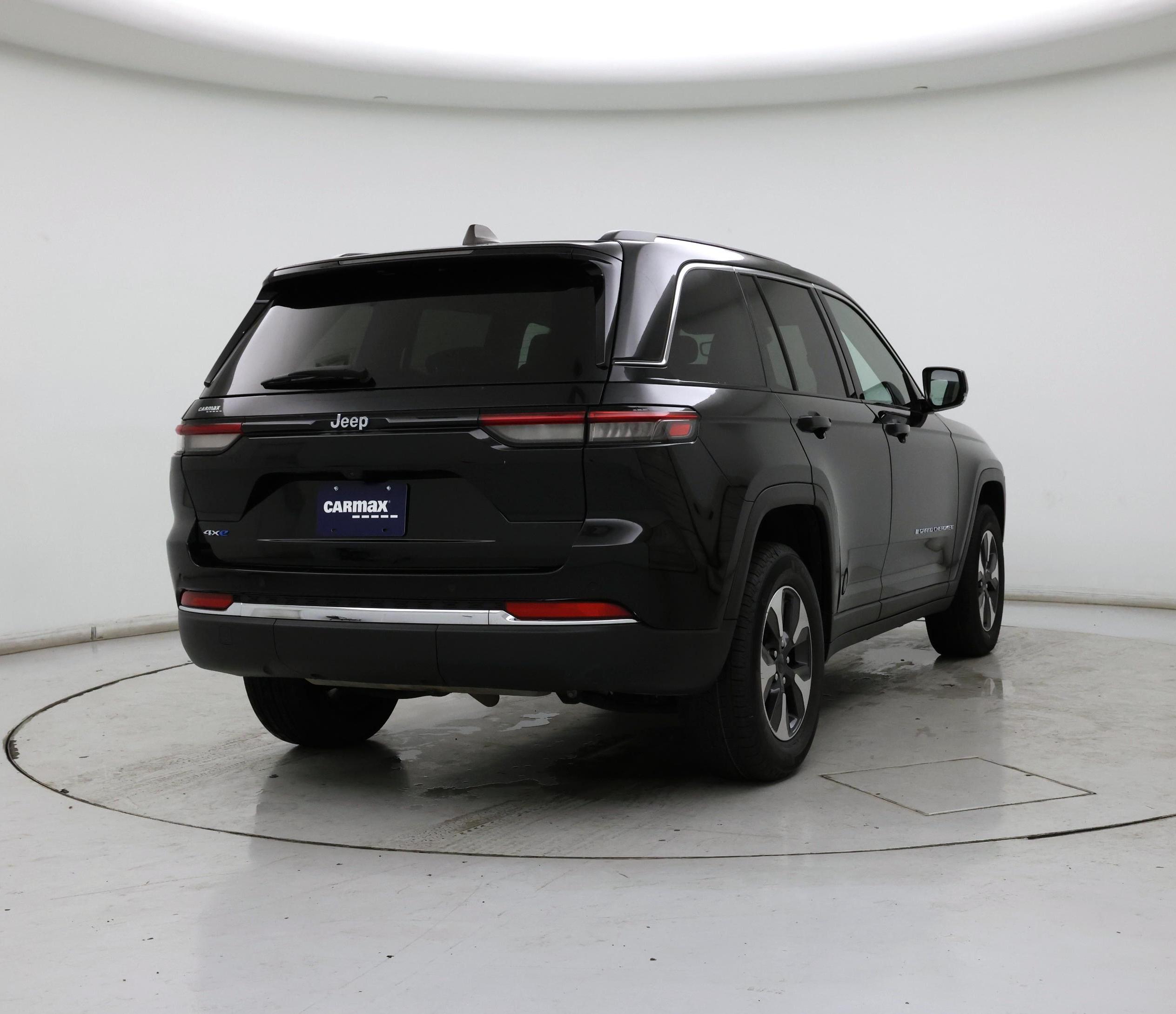 Thumbnail: 2023 Jeep Grand Cherokee - 8