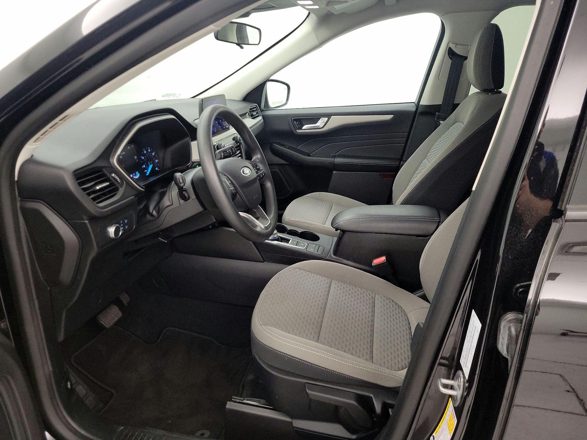 Thumbnail: 2021 Ford Escape - 11