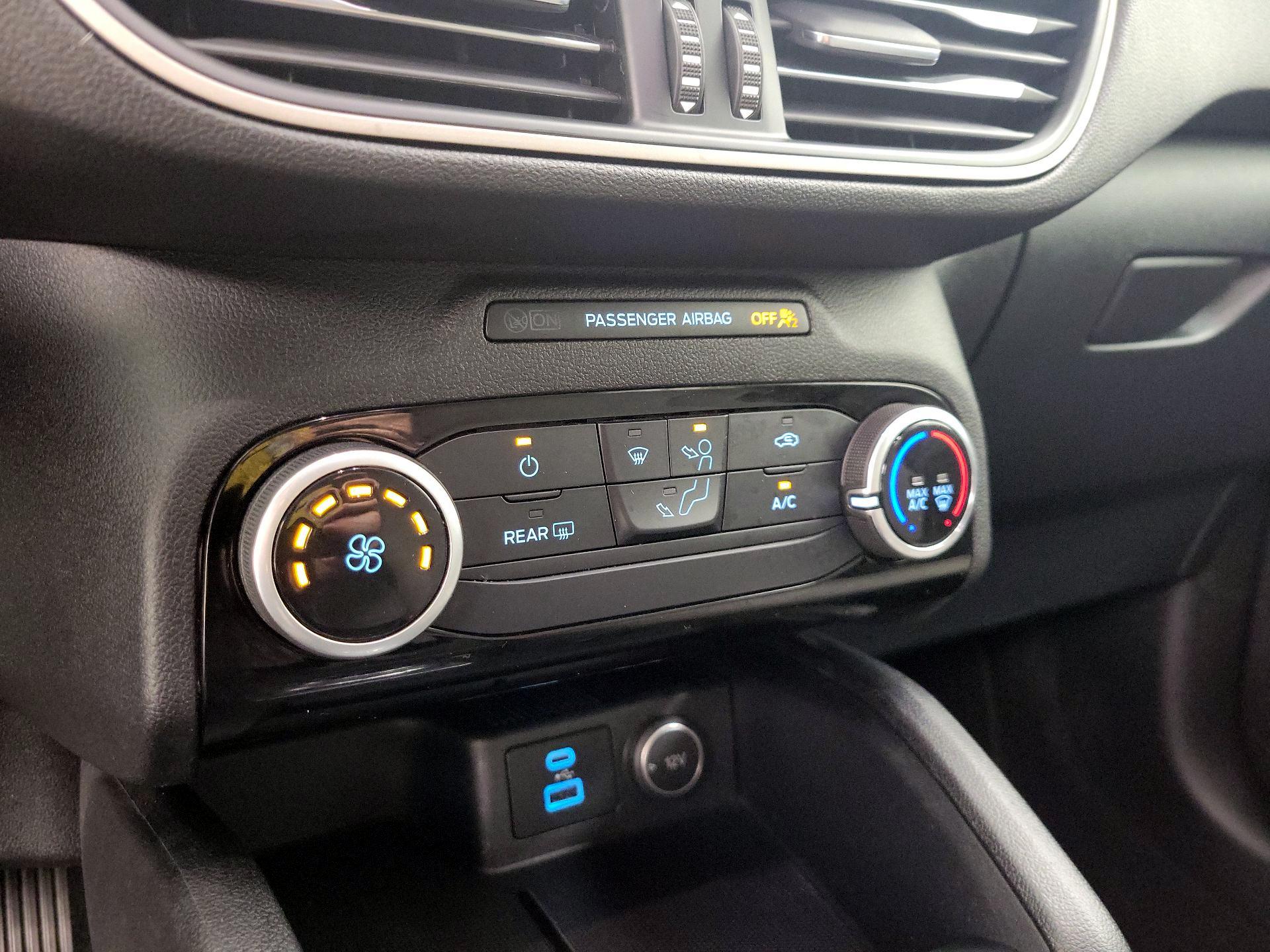Thumbnail: 2021 Ford Escape - 16