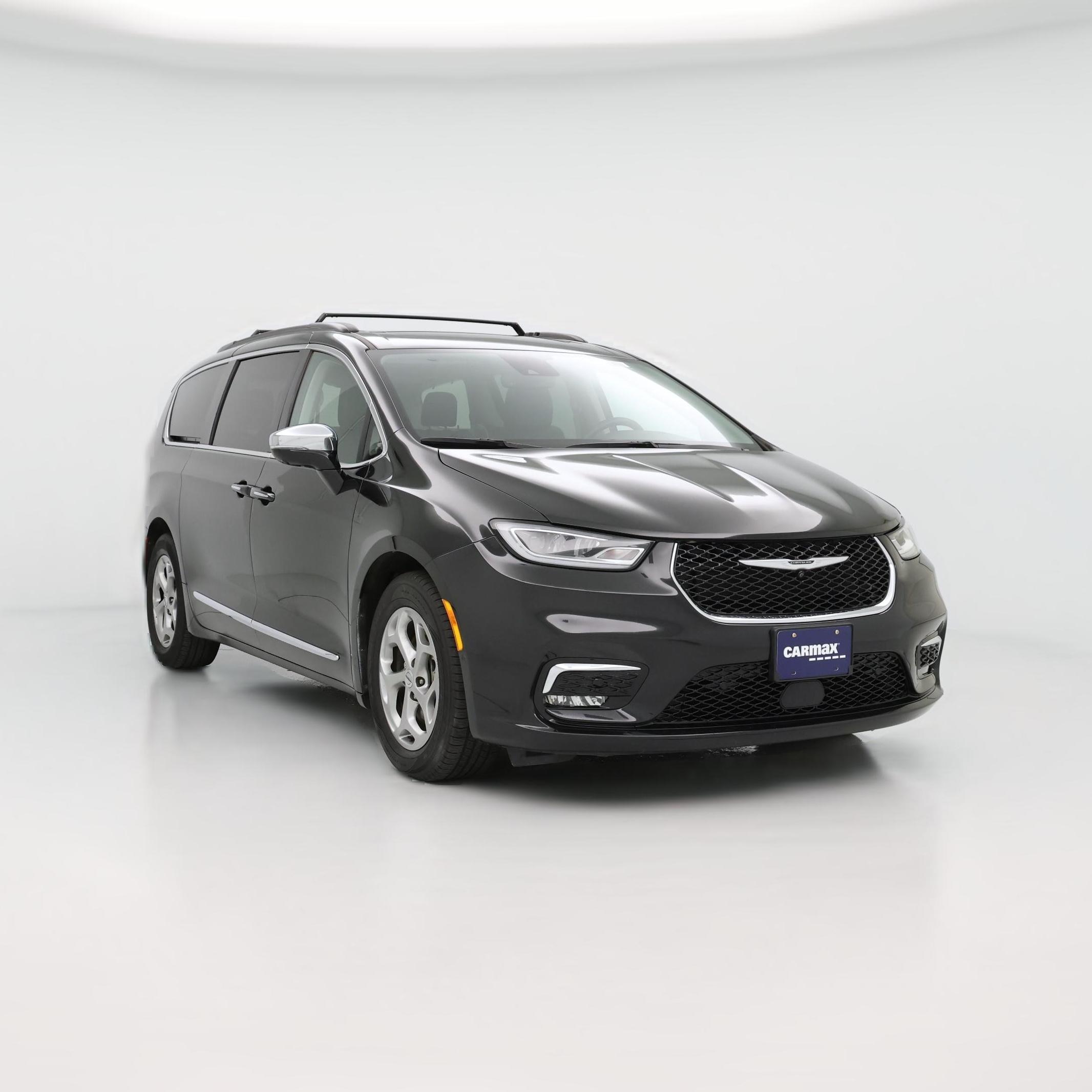 Thumbnail: 2022 Chrysler Pacifica - 1