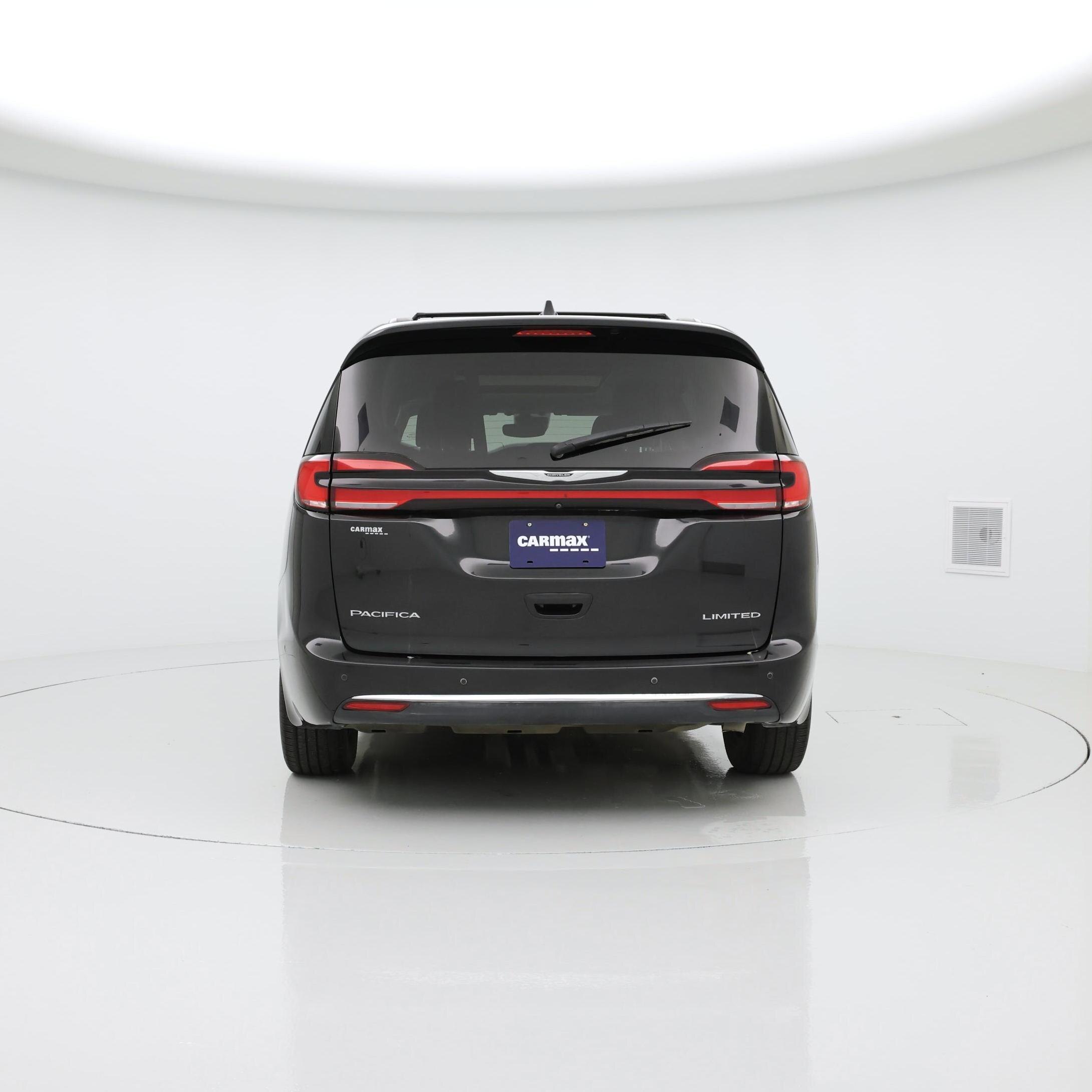 Thumbnail: 2022 Chrysler Pacifica - 6