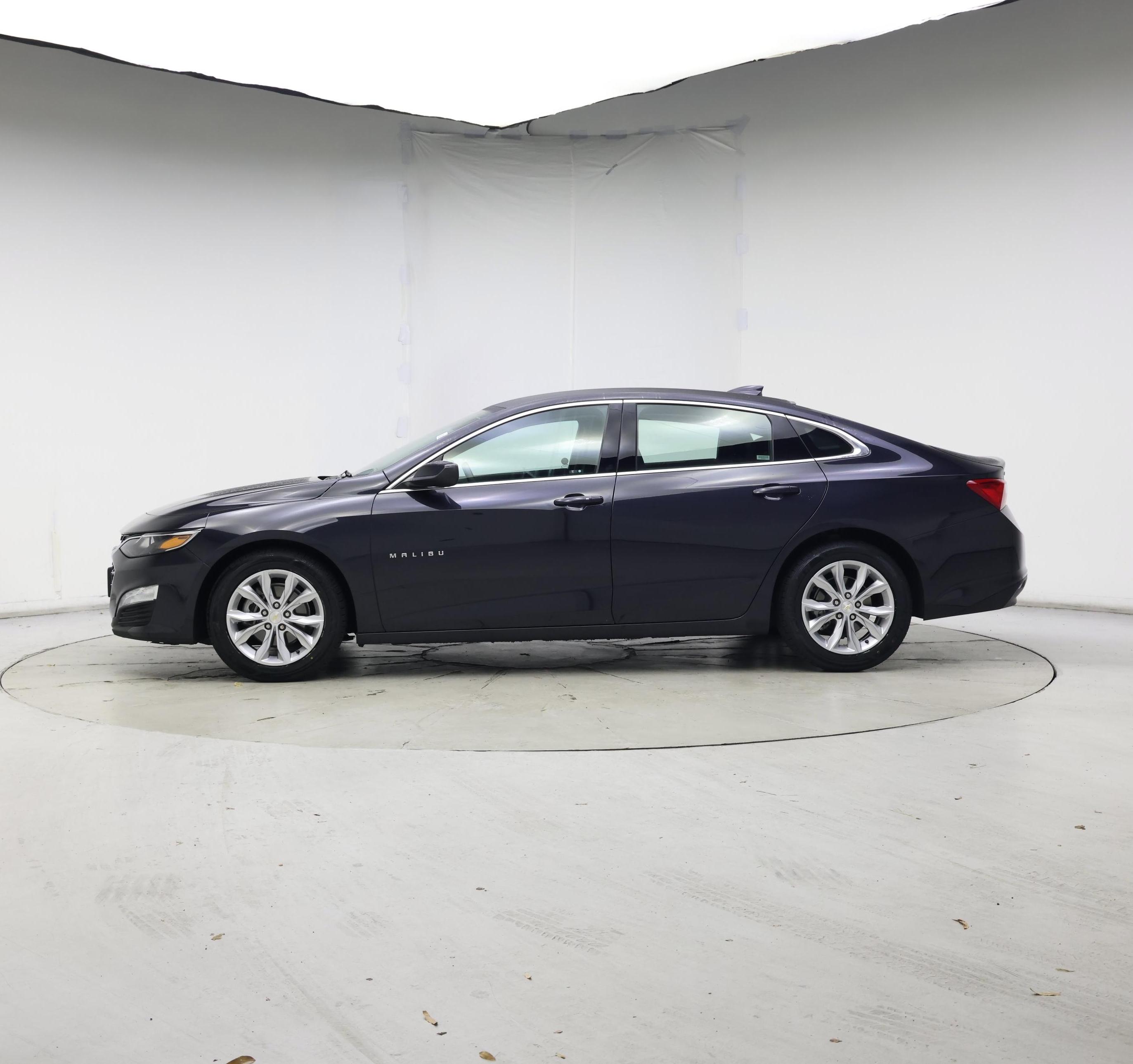 Thumbnail: 2023 Chevrolet Malibu - 3