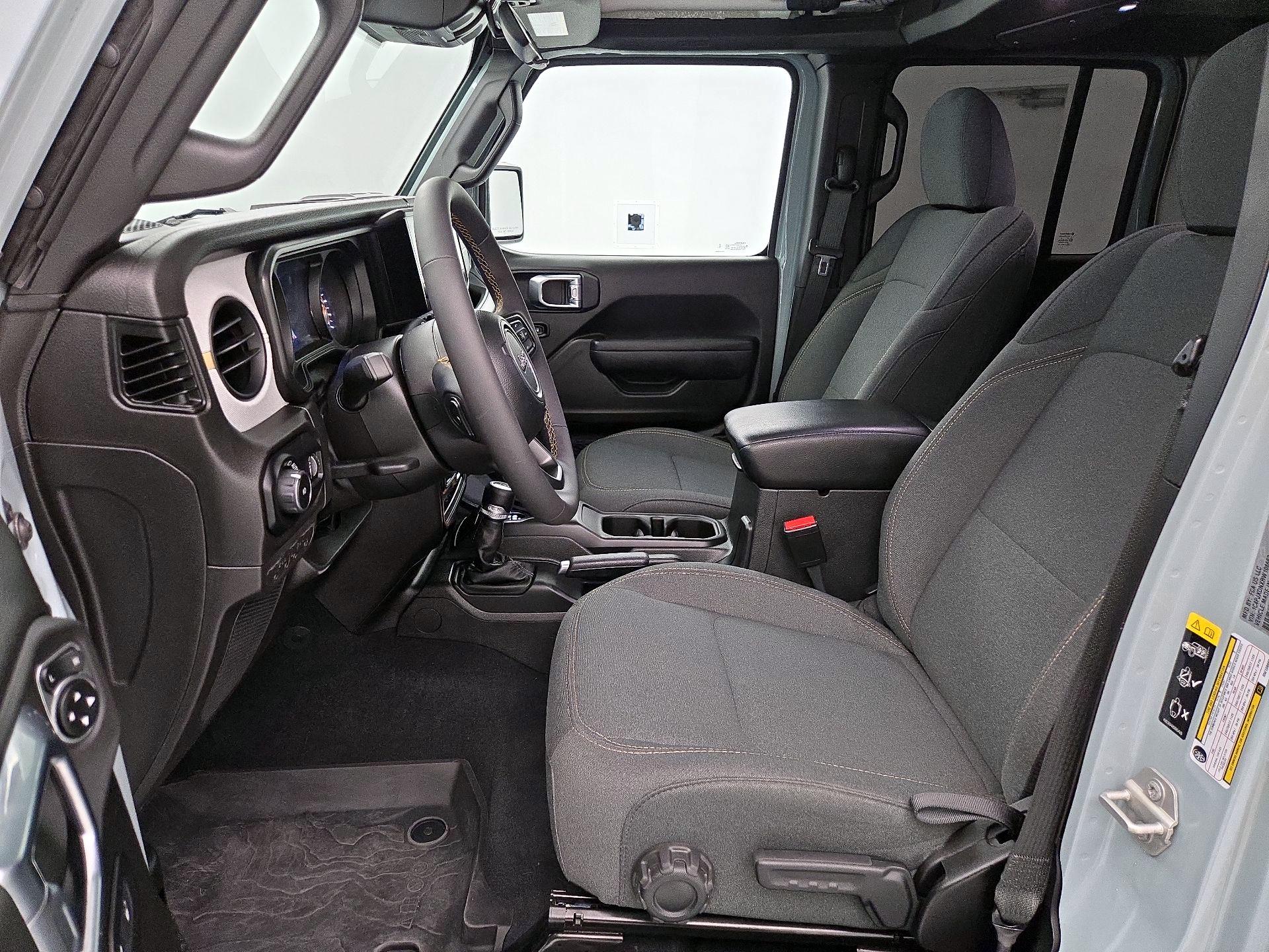 Thumbnail: 2024 Jeep Wrangler - 11