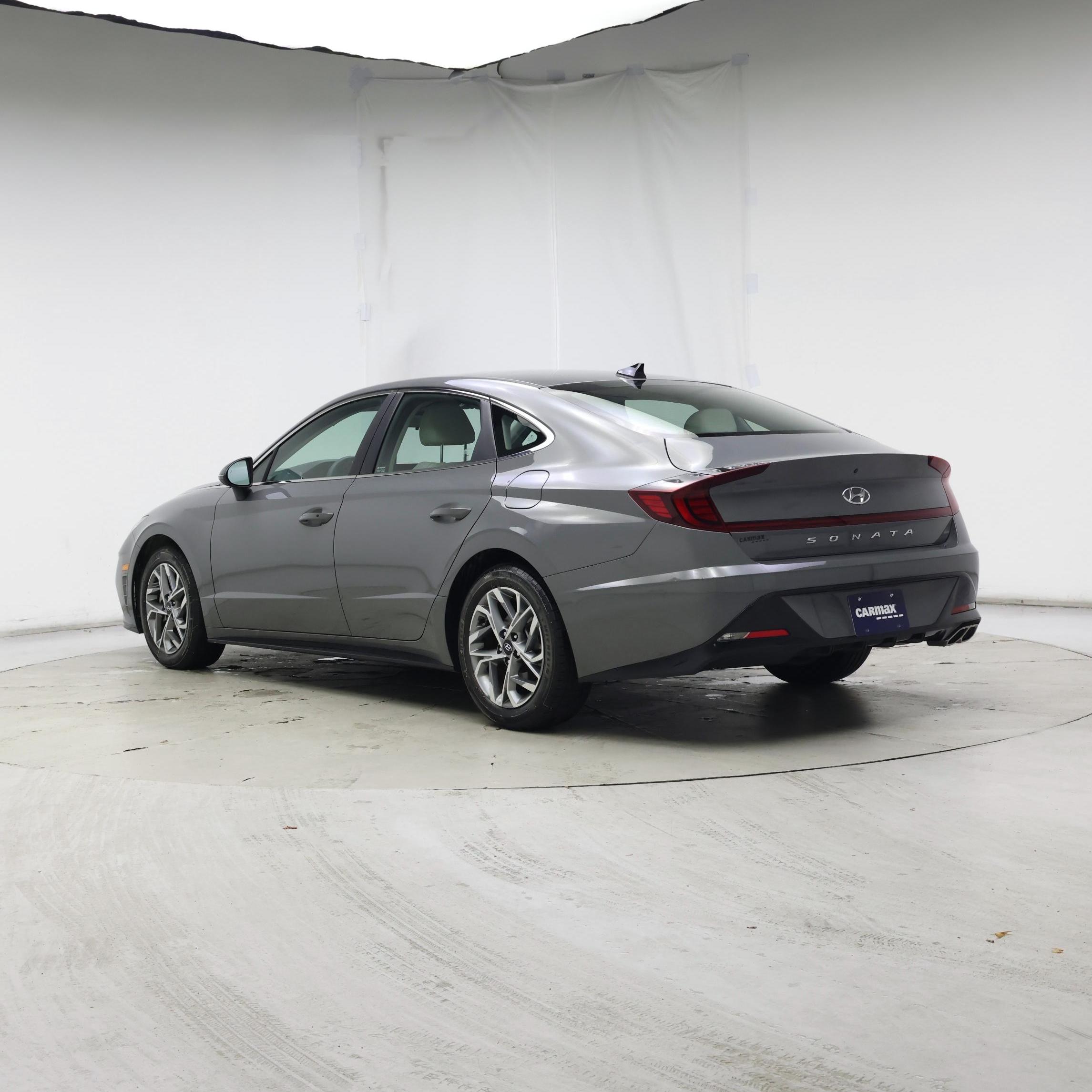 Thumbnail: 2023 Hyundai Sonata - 2