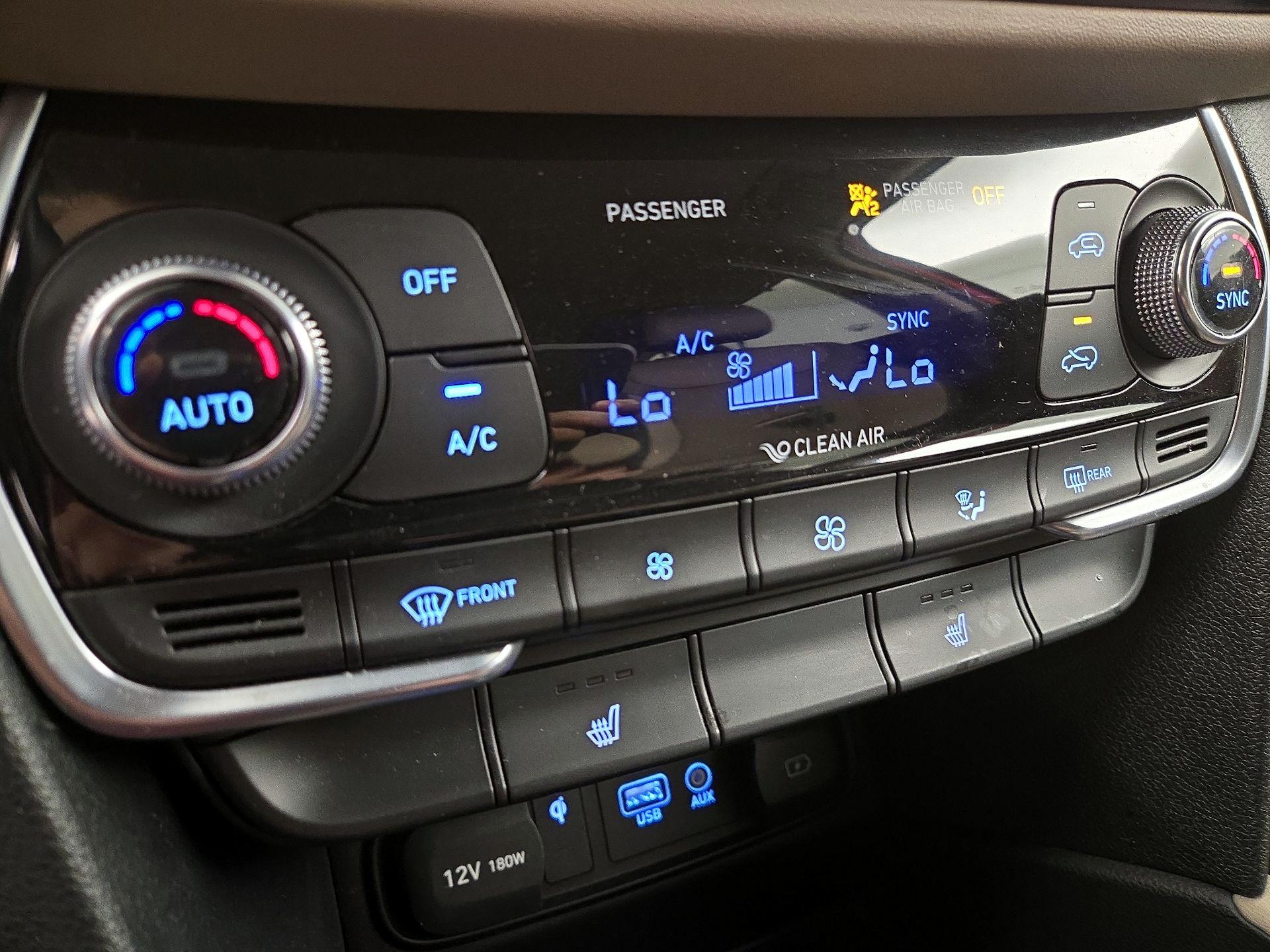 Thumbnail: 2020 Hyundai Santa Fe - 16