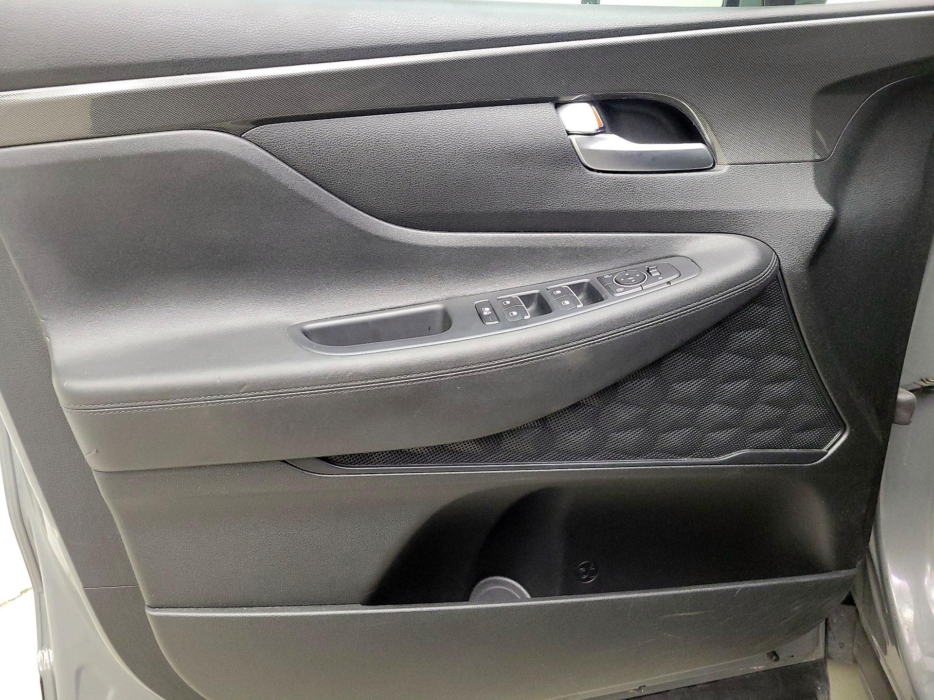 Thumbnail: 2023 Hyundai Santa Fe - 12