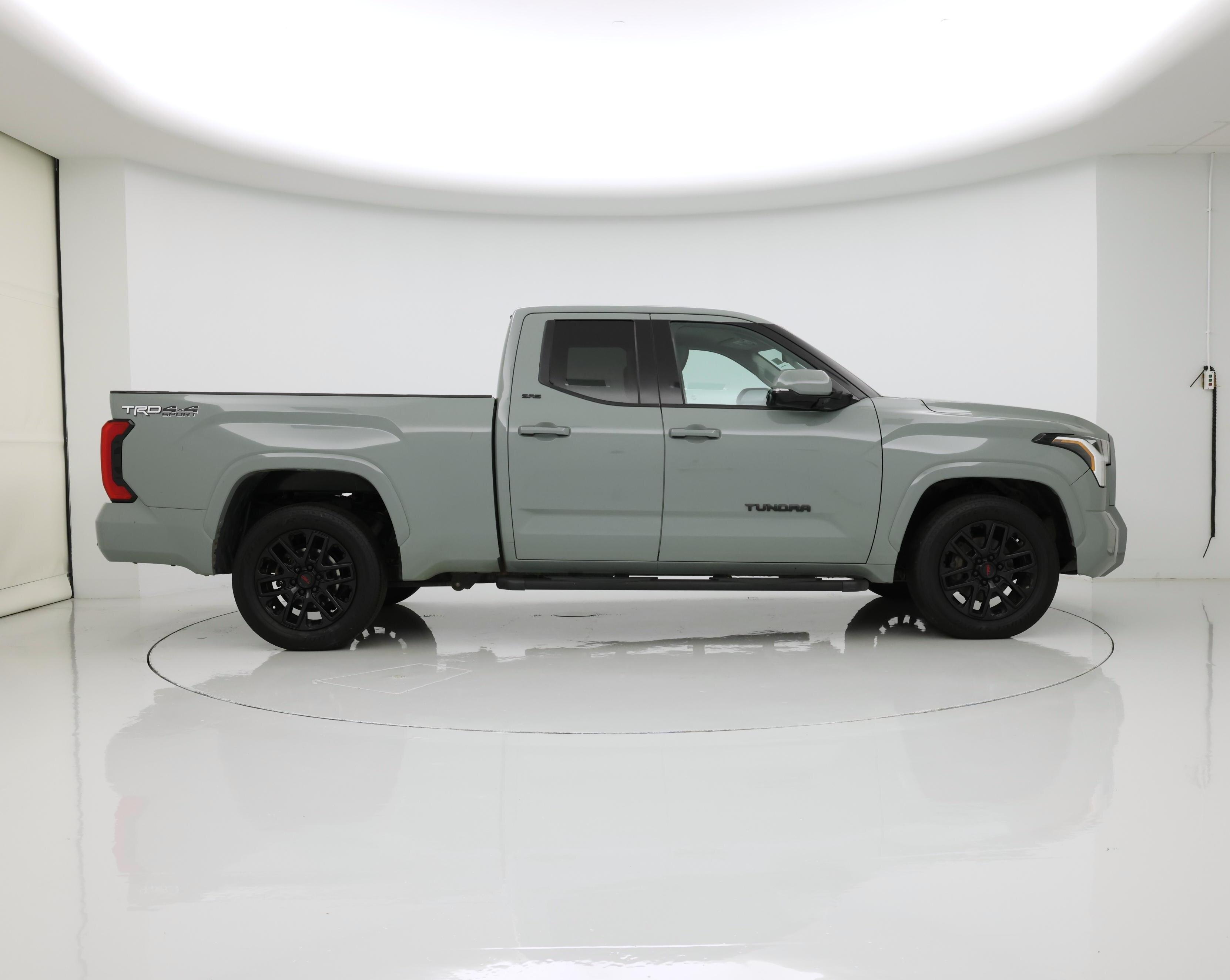 Thumbnail: 2022 Toyota Tundra - 7