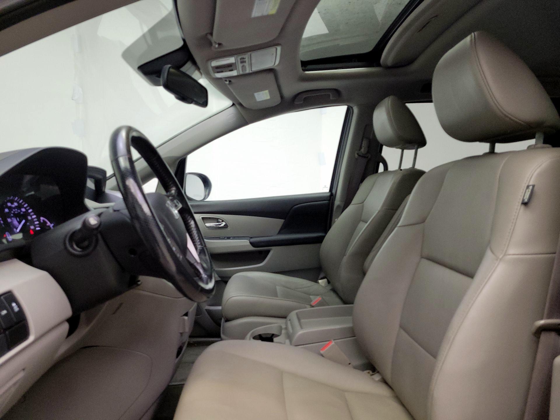 Thumbnail: 2016 Honda Odyssey - 11