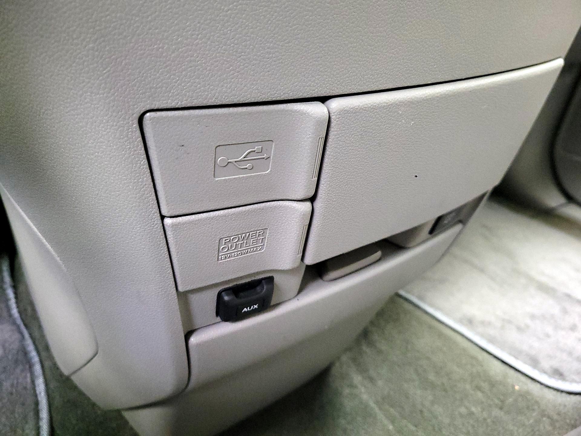 Thumbnail: 2016 Honda Odyssey - 19