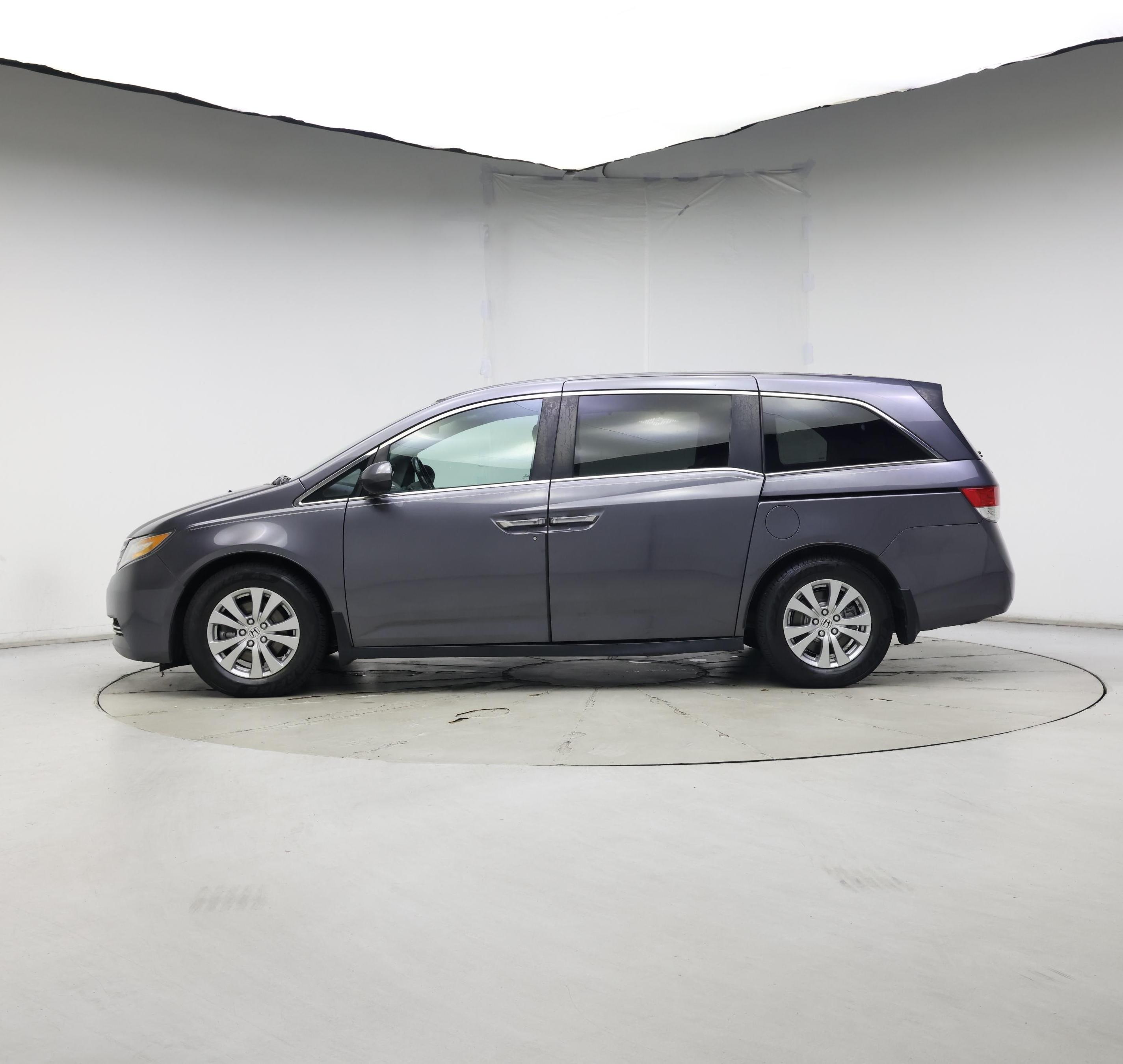 Thumbnail: 2016 Honda Odyssey - 3