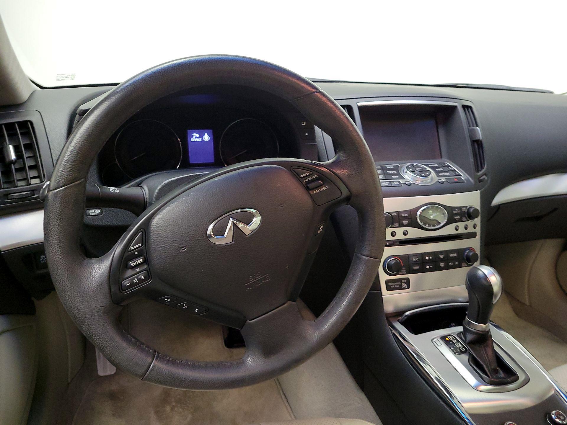 Thumbnail: 2014 INFINITI Q60 - 10
