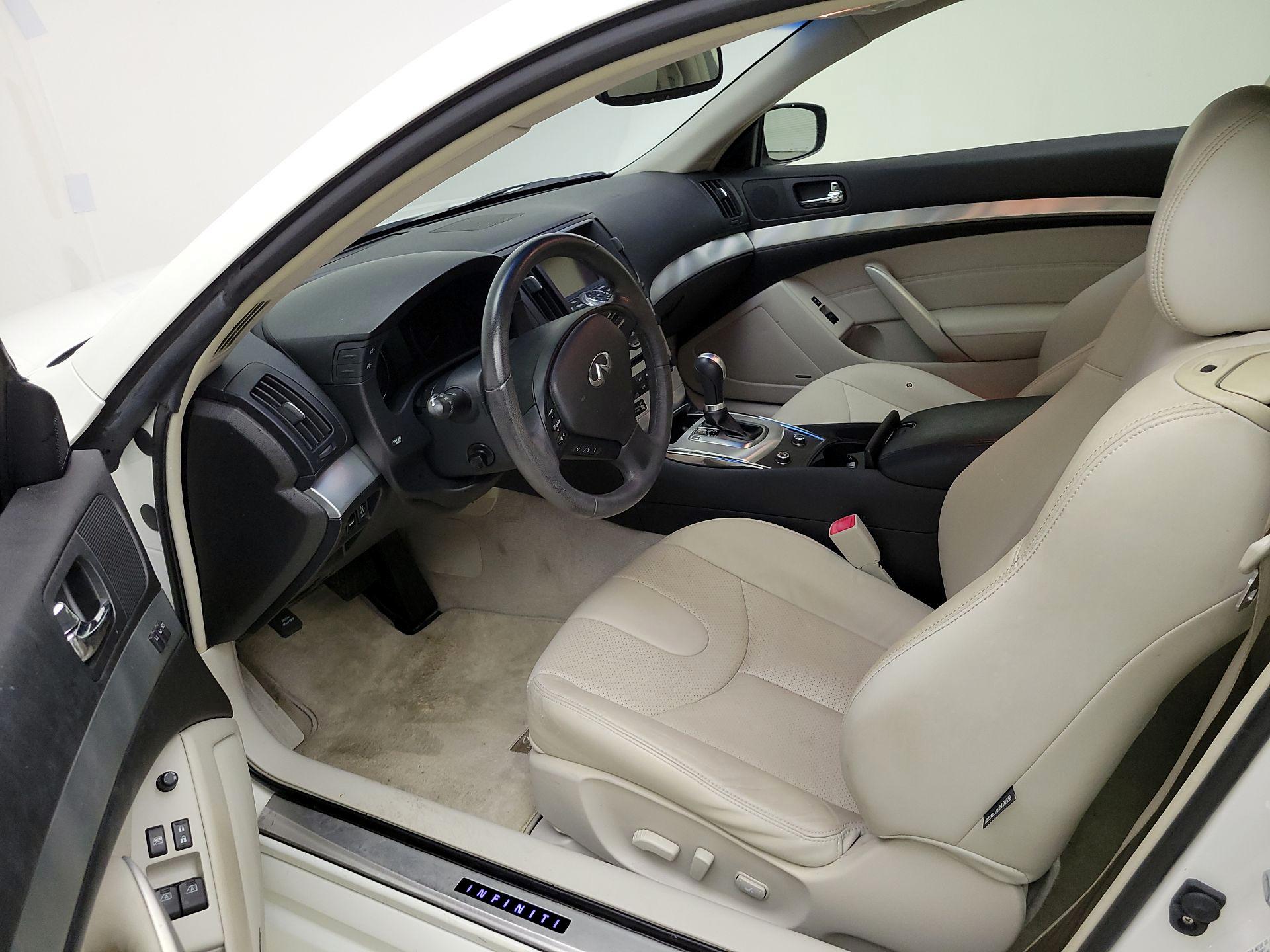 Thumbnail: 2014 INFINITI Q60 - 11
