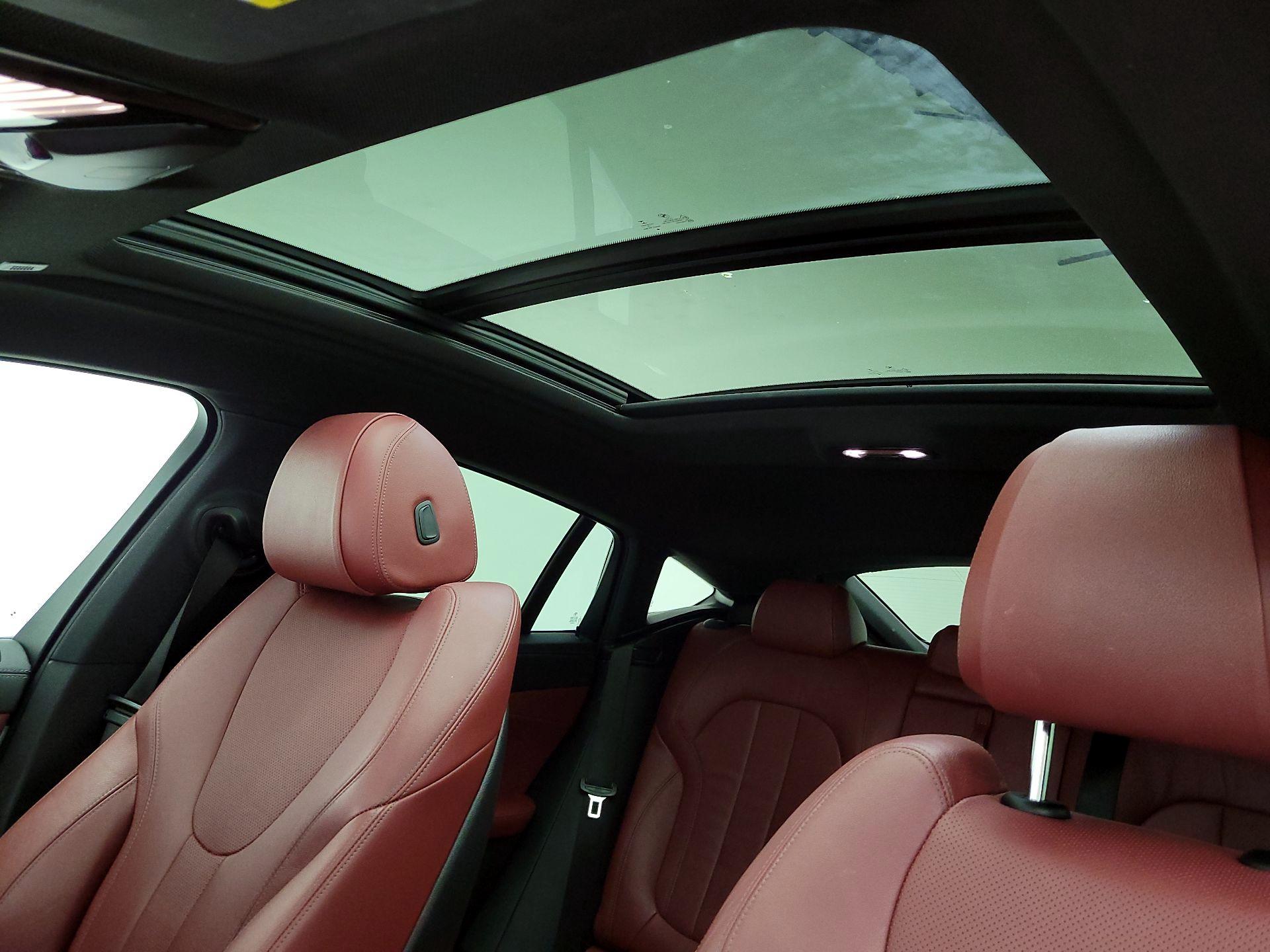 Thumbnail: 2021 BMW X6 - 20