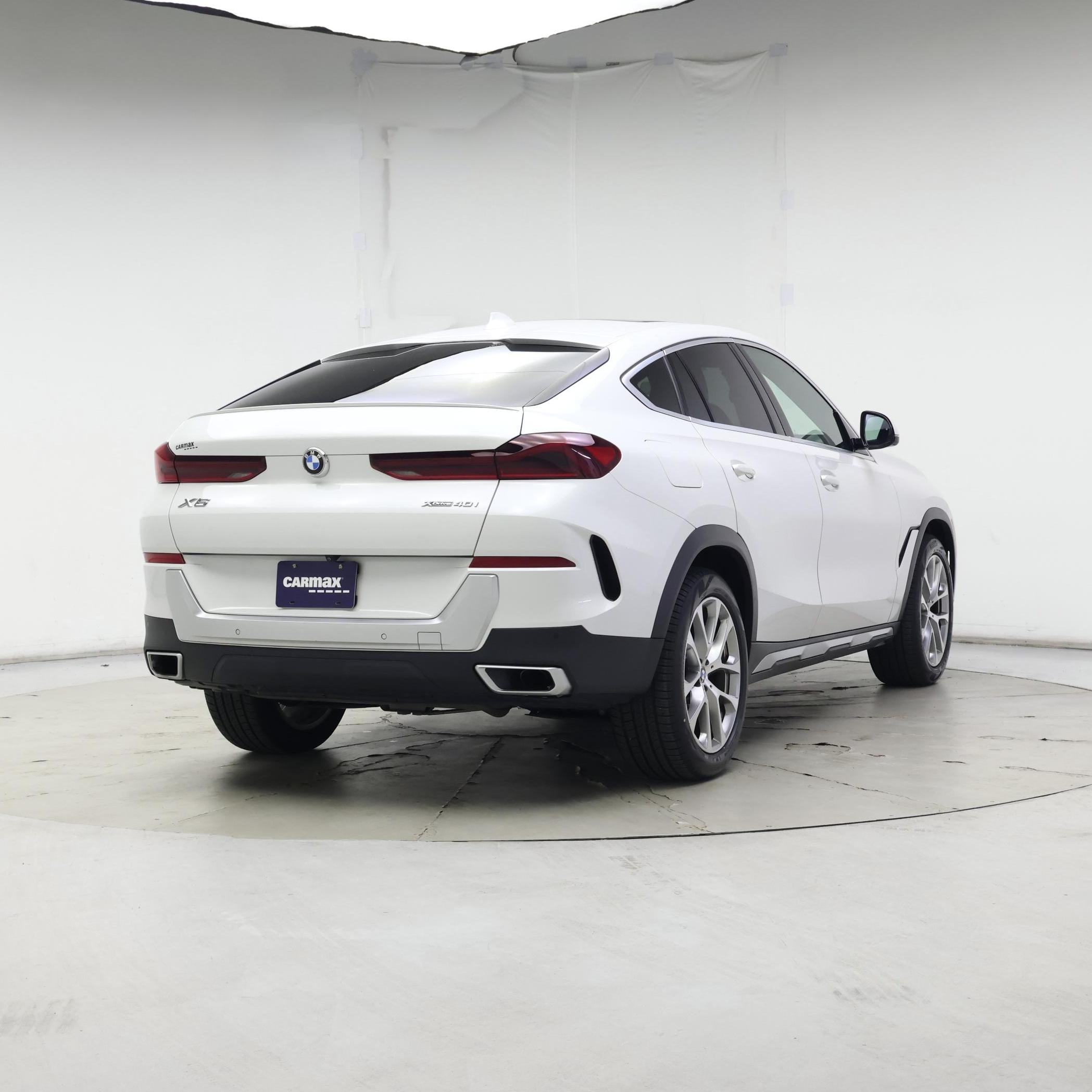 Thumbnail: 2021 BMW X6 - 8