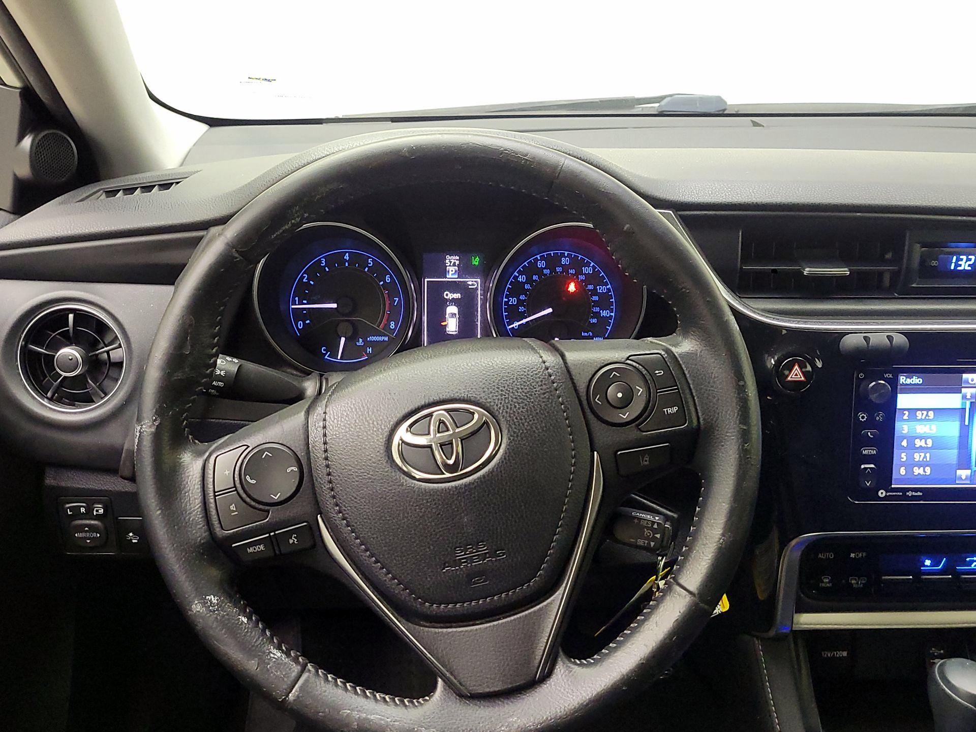 Thumbnail: 2017 Toyota Corolla iM - 10