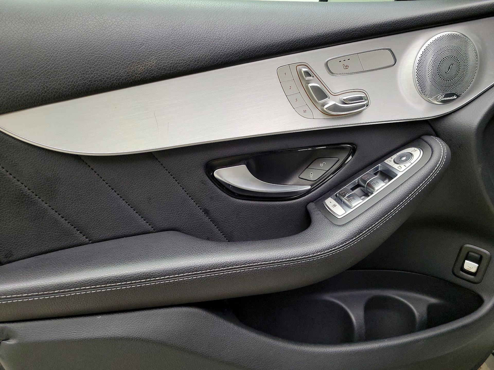 Thumbnail: 2019 Mercedes-Benz GLC - 12