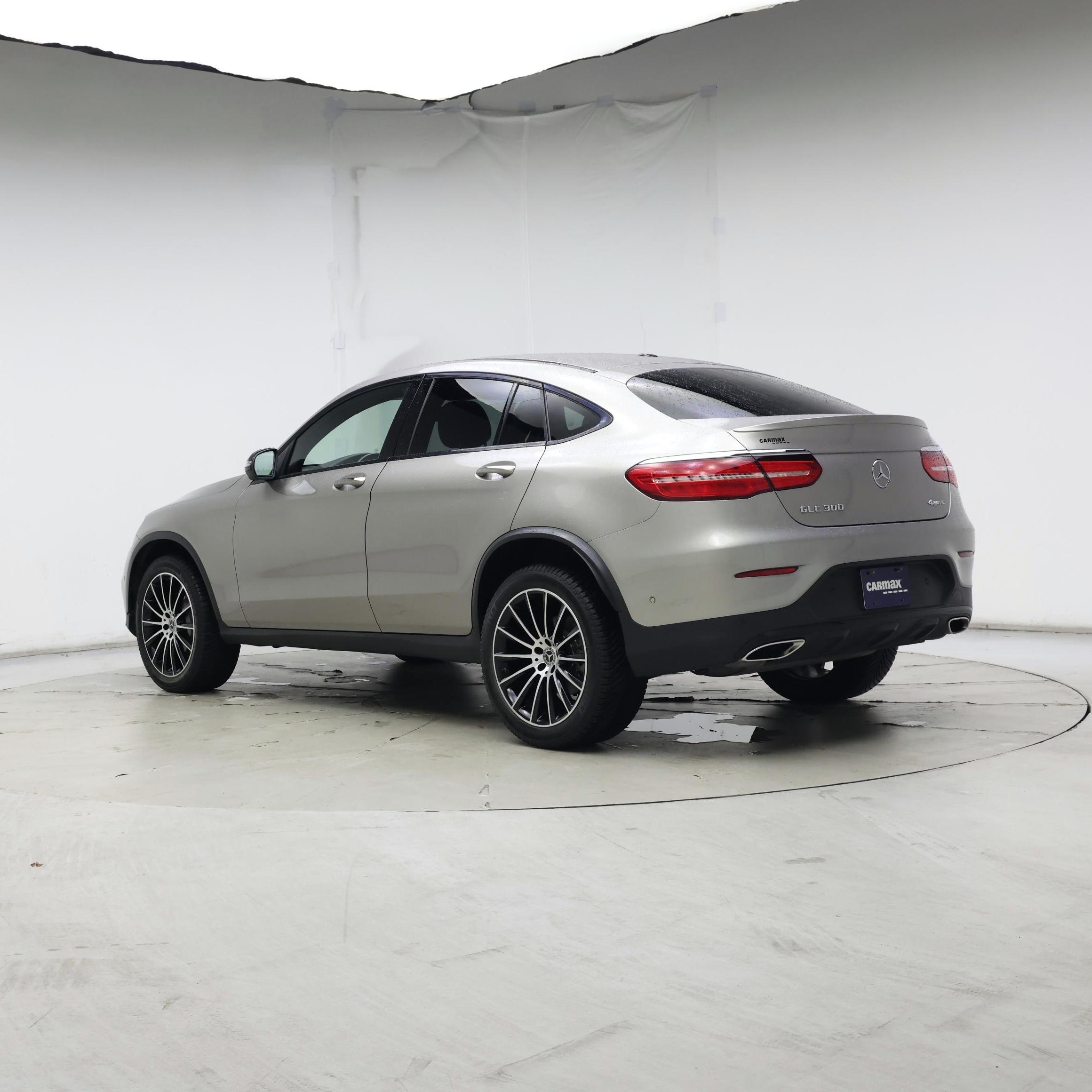 Thumbnail: 2019 Mercedes-Benz GLC - 2