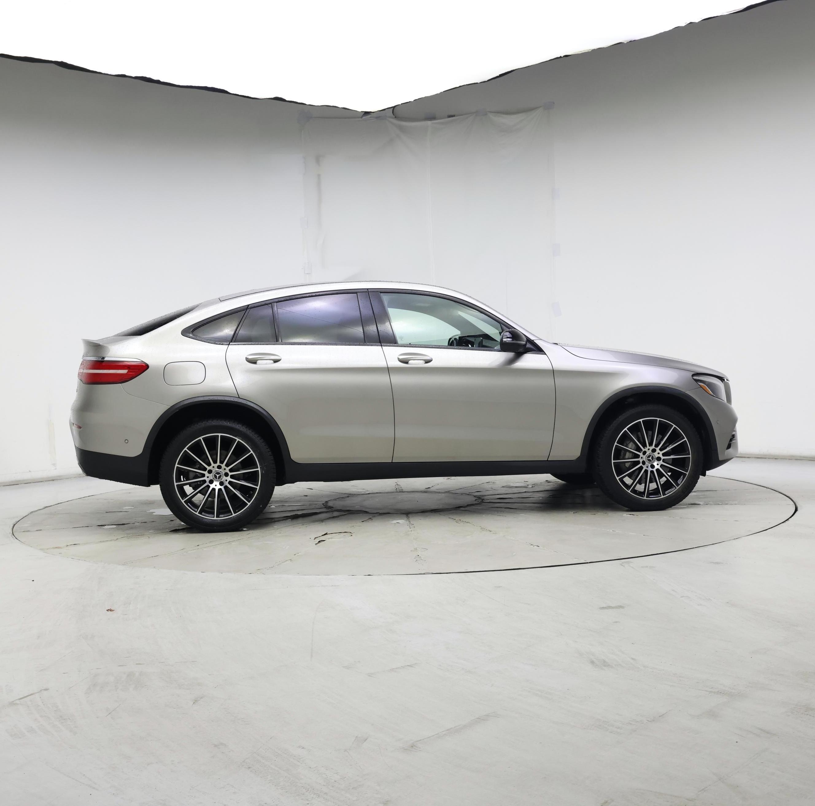 Thumbnail: 2019 Mercedes-Benz GLC - 7