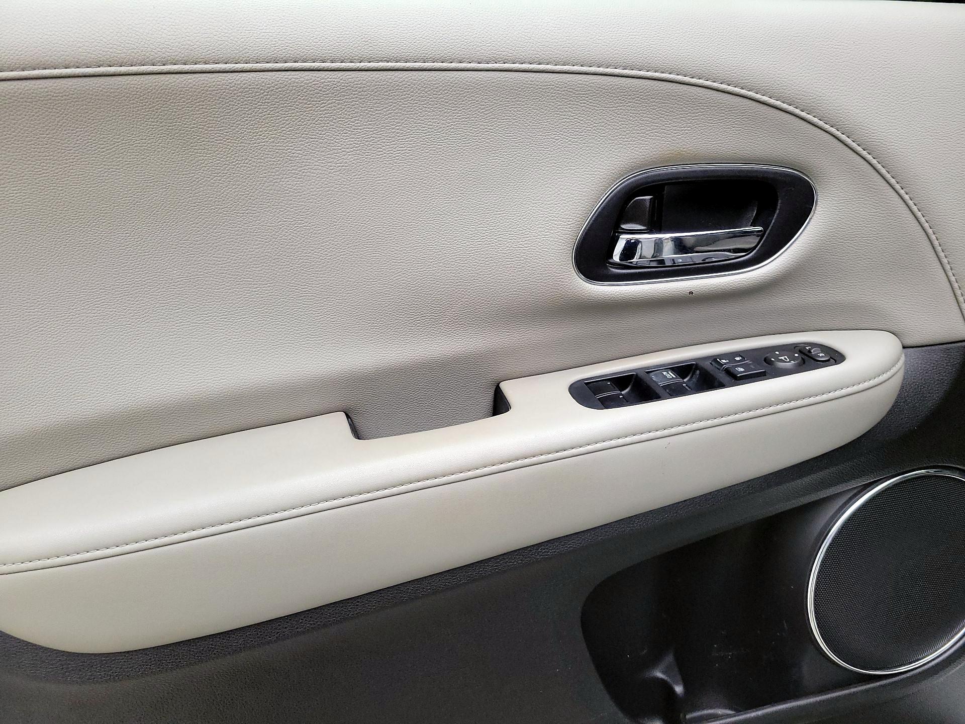 Thumbnail: 2016 Honda HR-V - 12