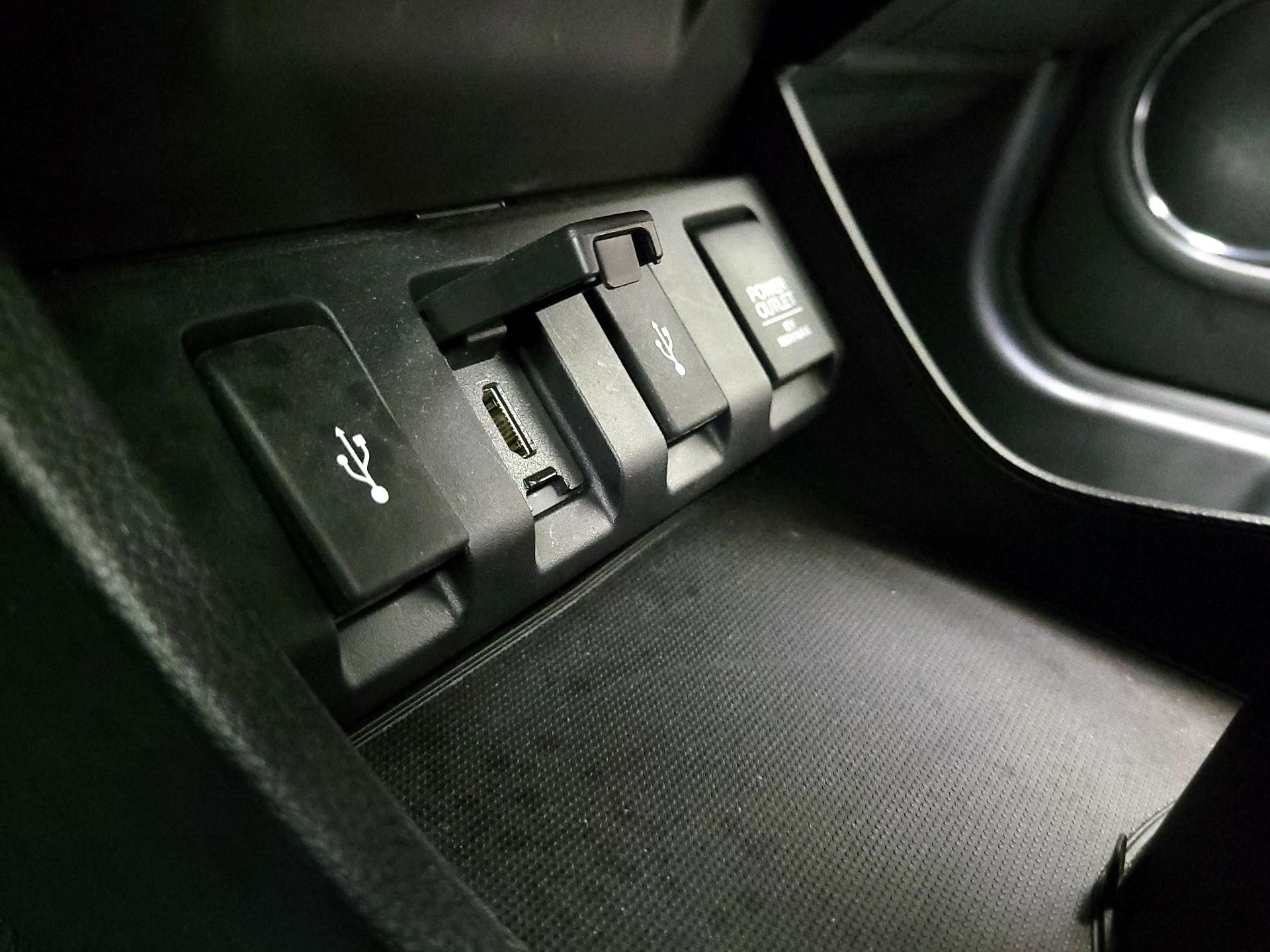Thumbnail: 2016 Honda HR-V - 19