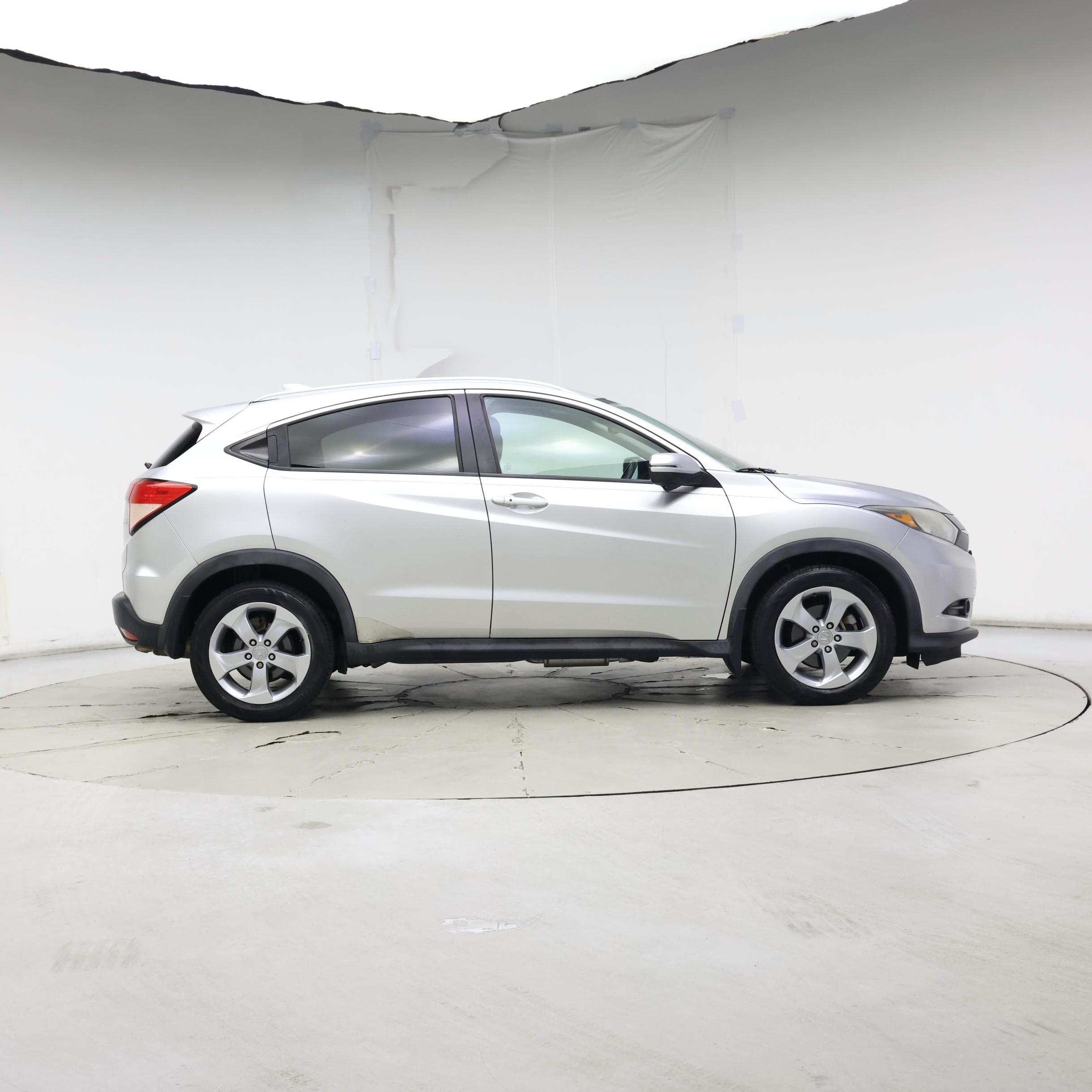 Thumbnail: 2016 Honda HR-V - 7