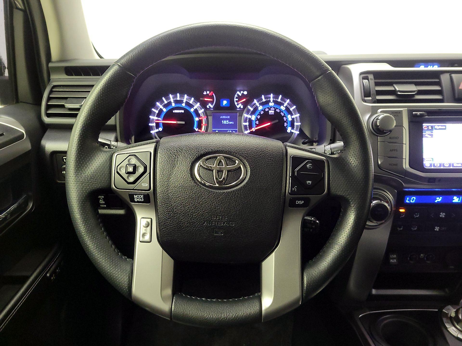 Thumbnail: 2016 Toyota 4Runner - 10