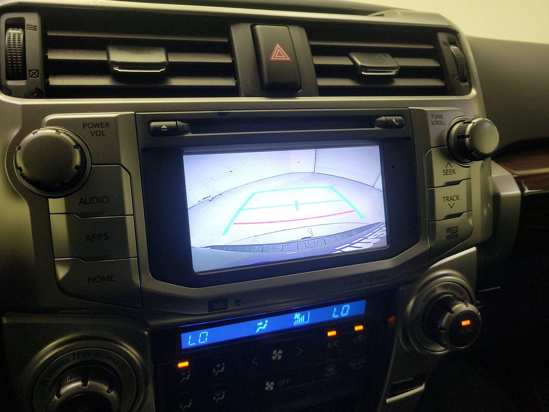 Thumbnail: 2016 Toyota 4Runner - 15