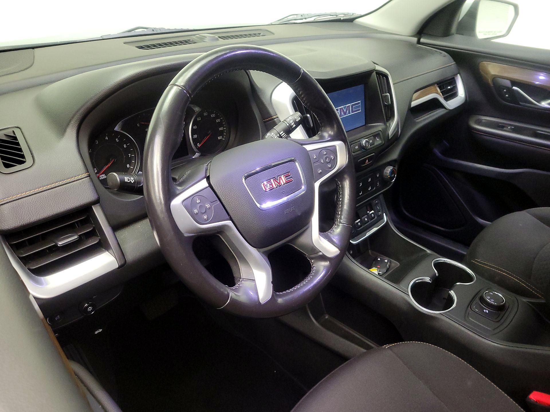 Thumbnail: 2019 GMC Terrain - 9