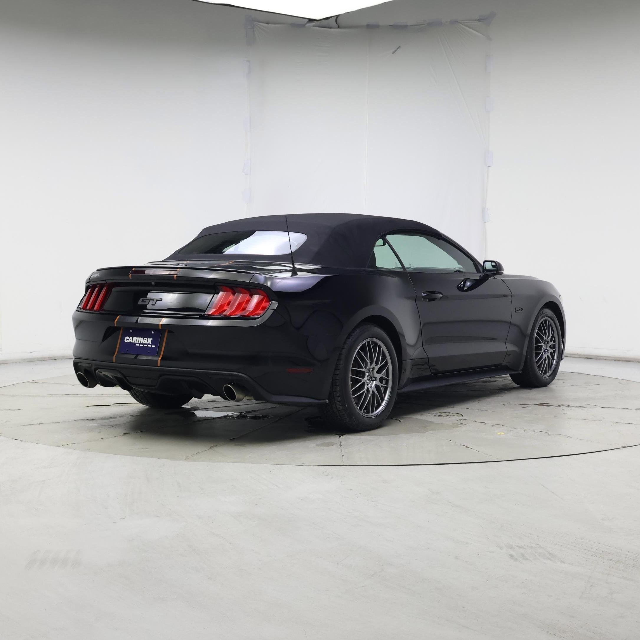 Thumbnail: 2016 Ford Mustang - 8