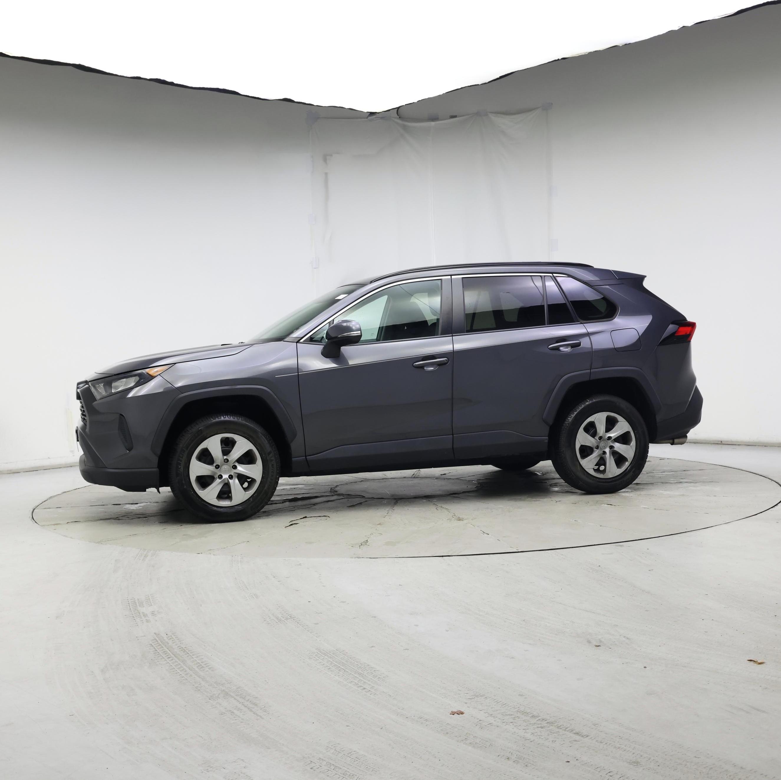 Thumbnail: 2020 Toyota RAV4 - 3