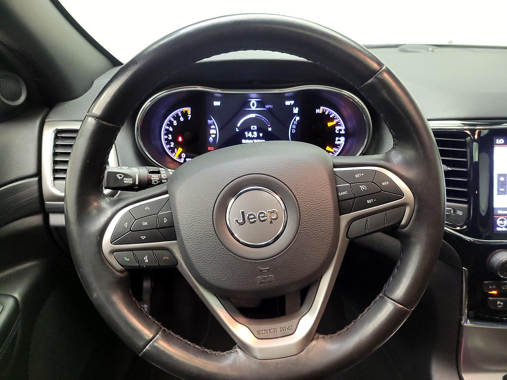 Thumbnail: 2020 Jeep Grand Cherokee - 10