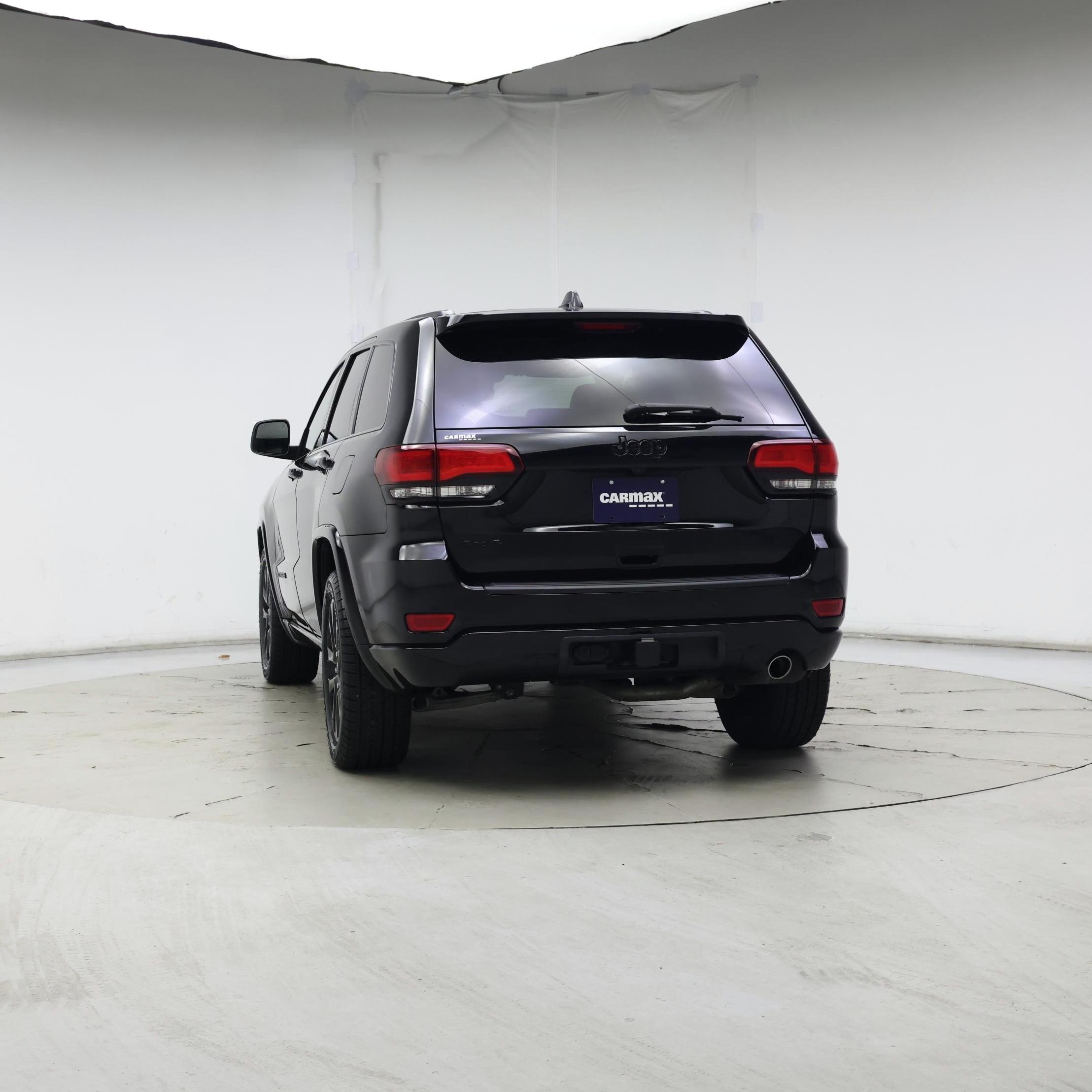 Thumbnail: 2020 Jeep Grand Cherokee - 6