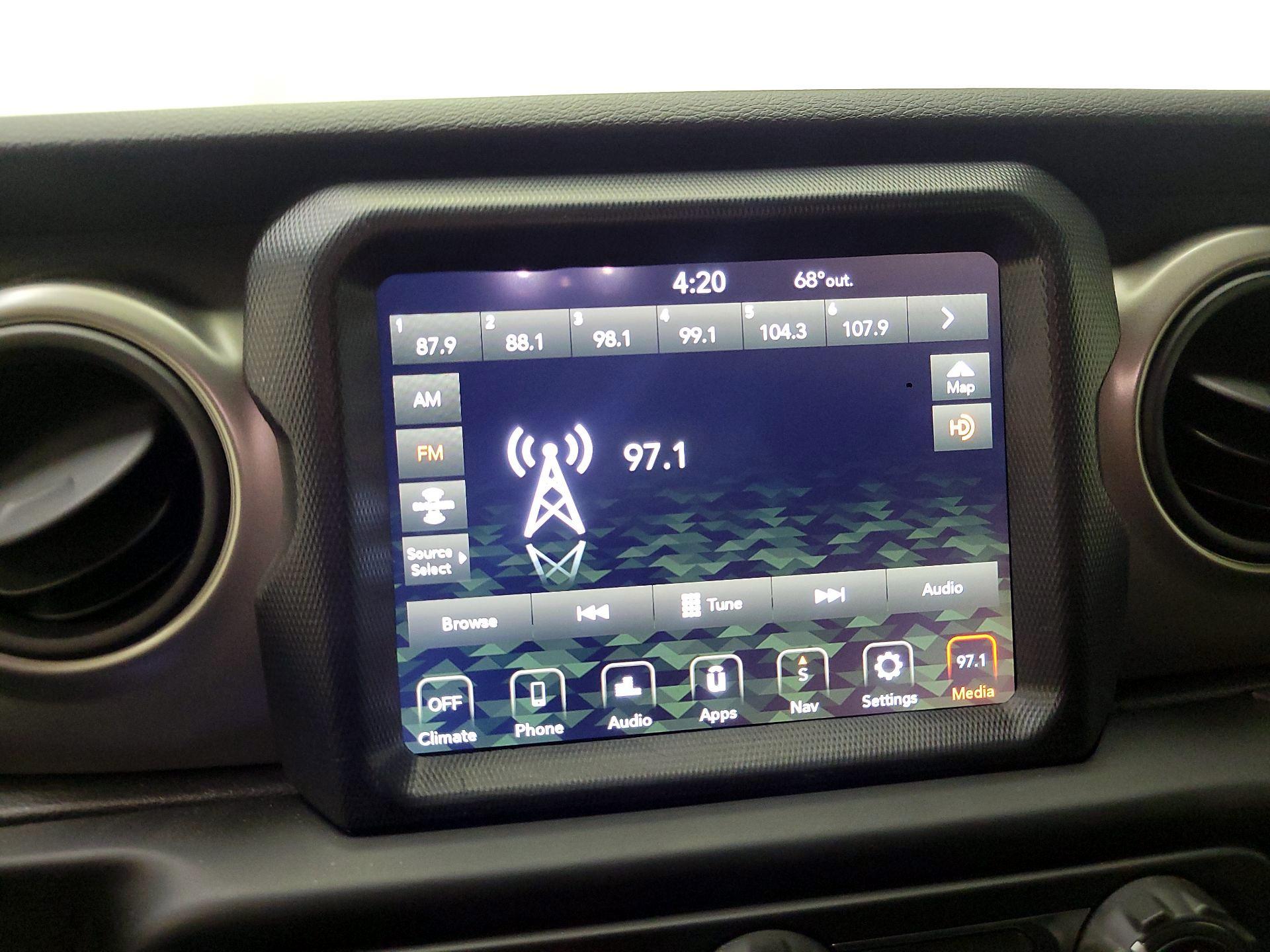 Thumbnail: 2021 Jeep Wrangler - 15