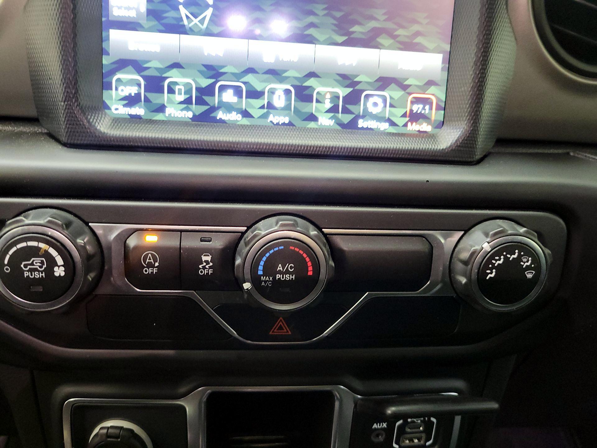 Thumbnail: 2021 Jeep Wrangler - 16