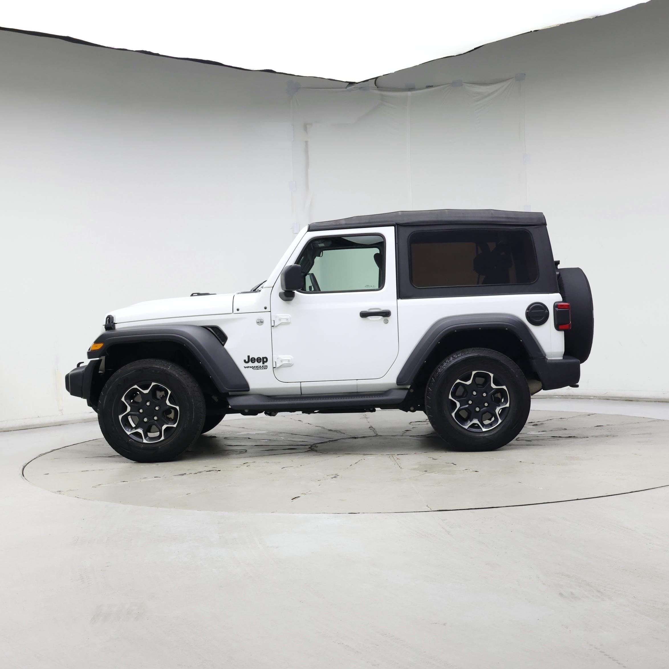 Thumbnail: 2021 Jeep Wrangler - 3